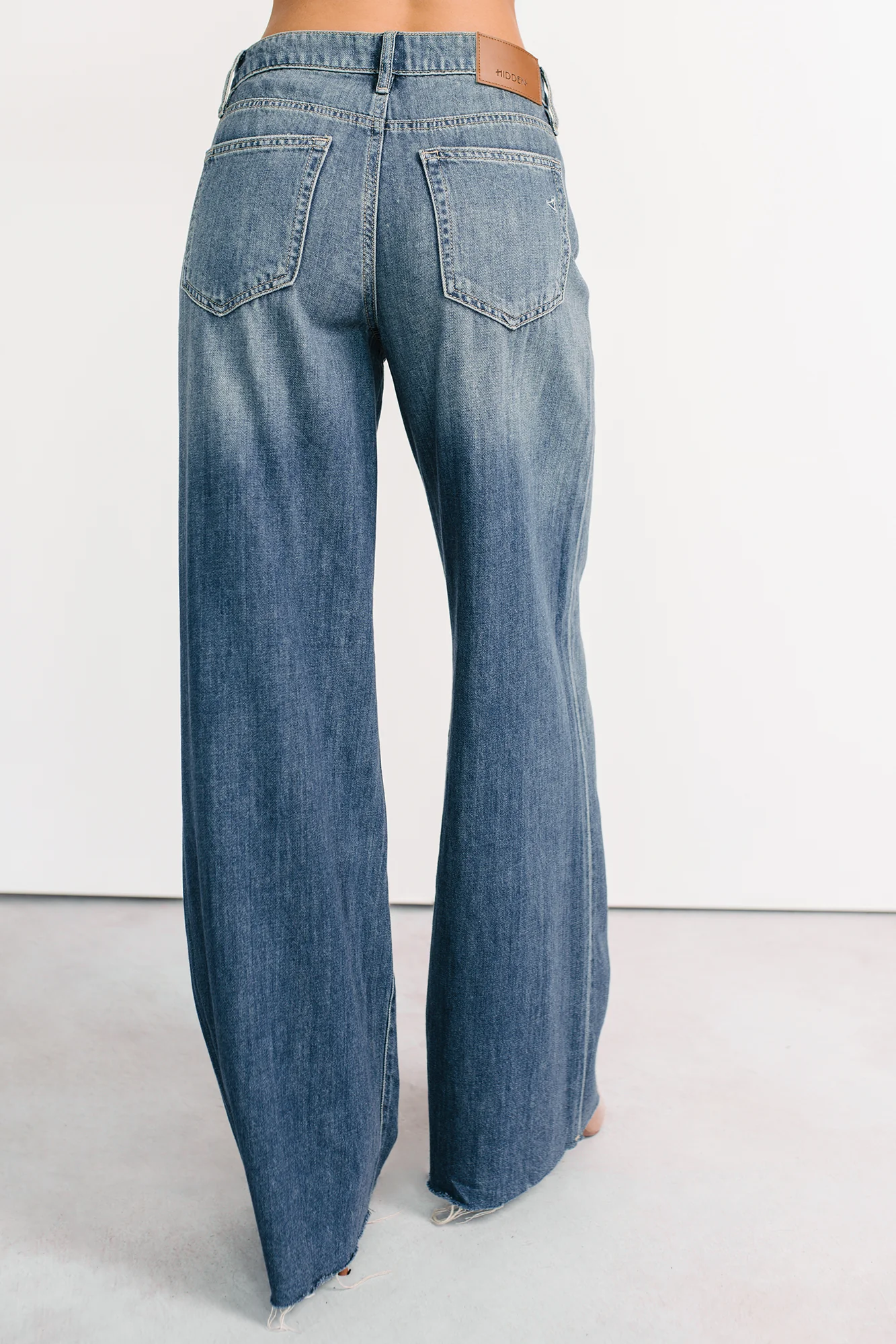Aldo High Rise Wide Leg Hidden Brand Jeans (Medium Vintage) - Image 9