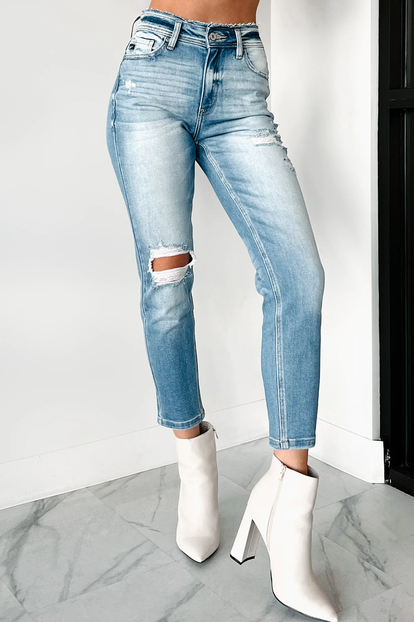 Andreas High Rise Distressed Kancan Mom Jeans (Light) - Image 3