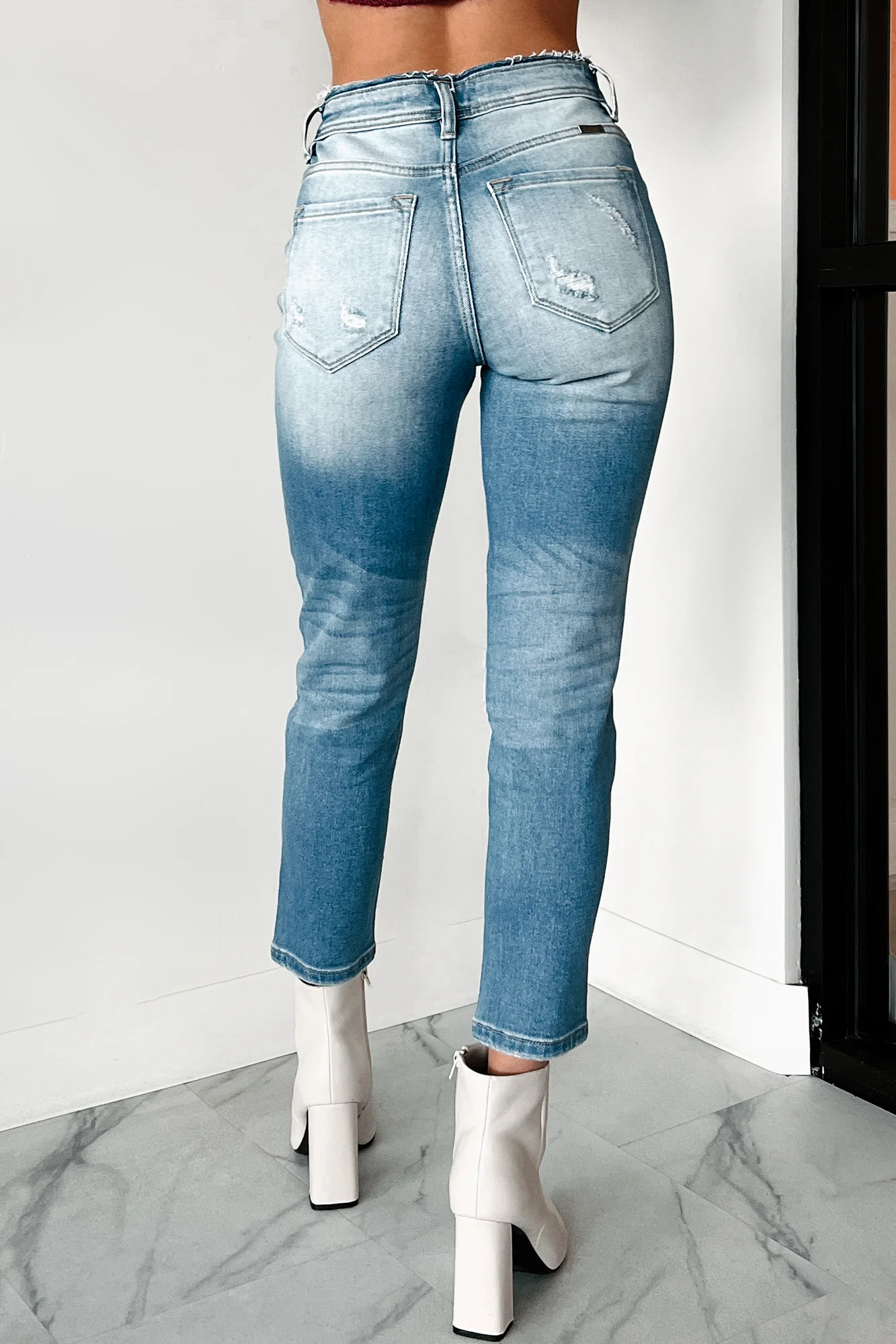 Andreas High Rise Distressed Kancan Mom Jeans (Light) - Image 6