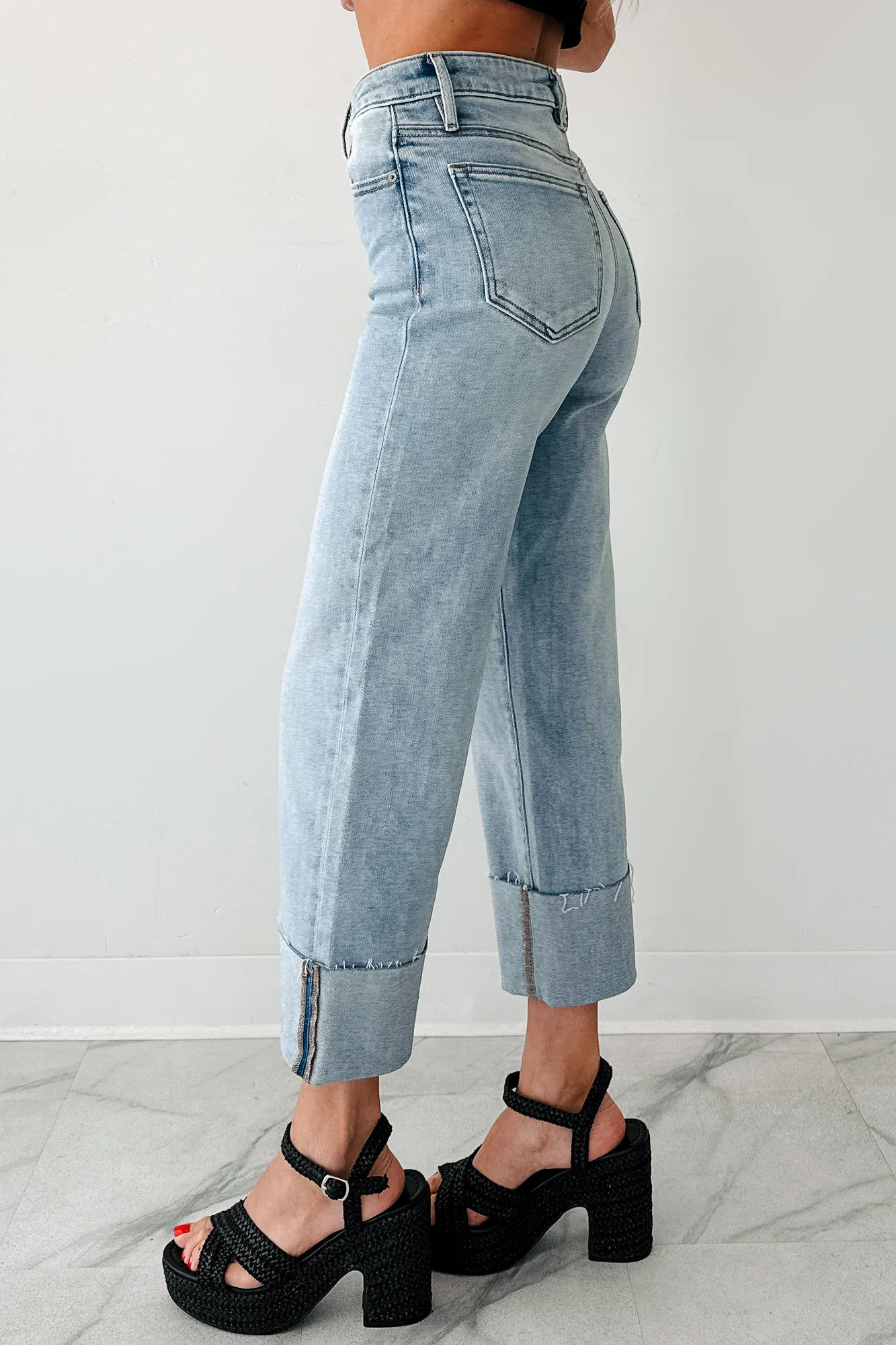Angelo Cuffed Wide Leg Hidden Jeans (Vintage Light) - Image 4