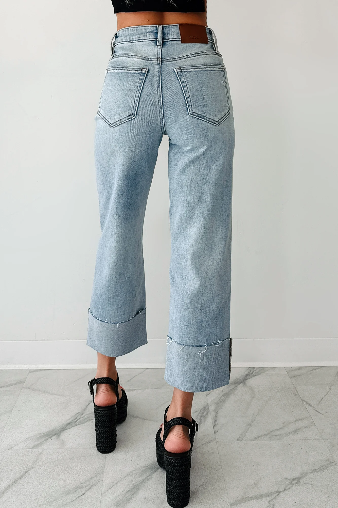 Angelo Cuffed Wide Leg Hidden Jeans (Vintage Light) - Image 5