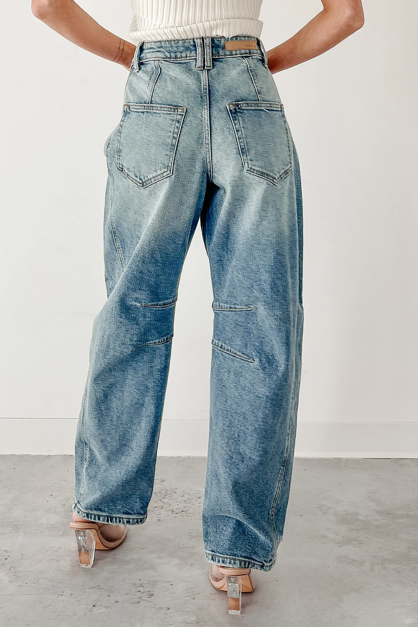 Ardin Mid Rise Barrel Cello Jeans (Medium) - Image 6