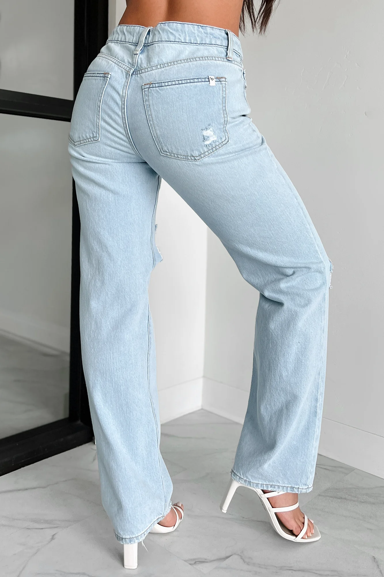 Atticus High Rise Distressed Sneak Peak Straight Leg Jeans (Light) - Image 3