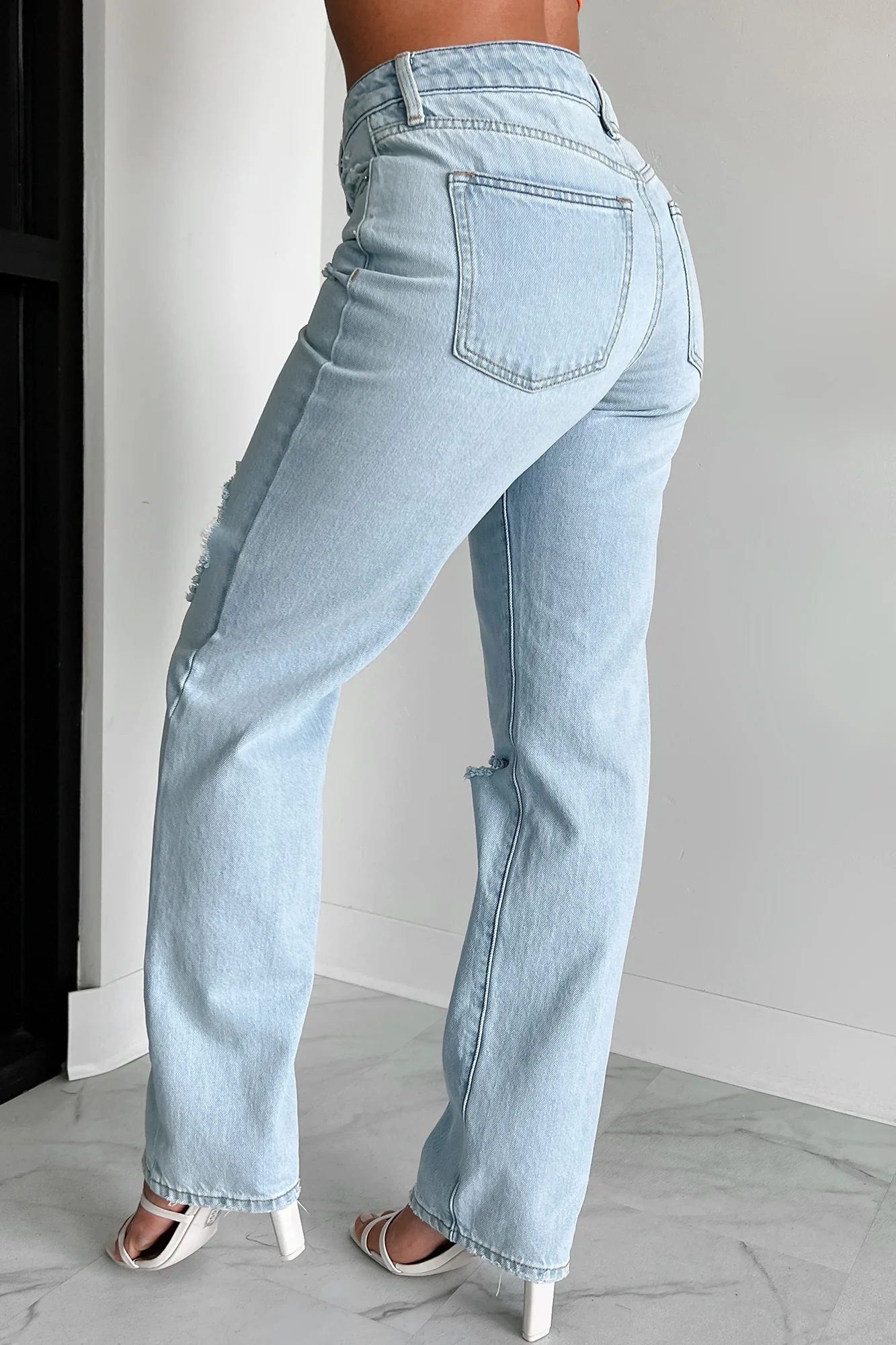 Atticus High Rise Distressed Sneak Peak Straight Leg Jeans (Light) - Image 4