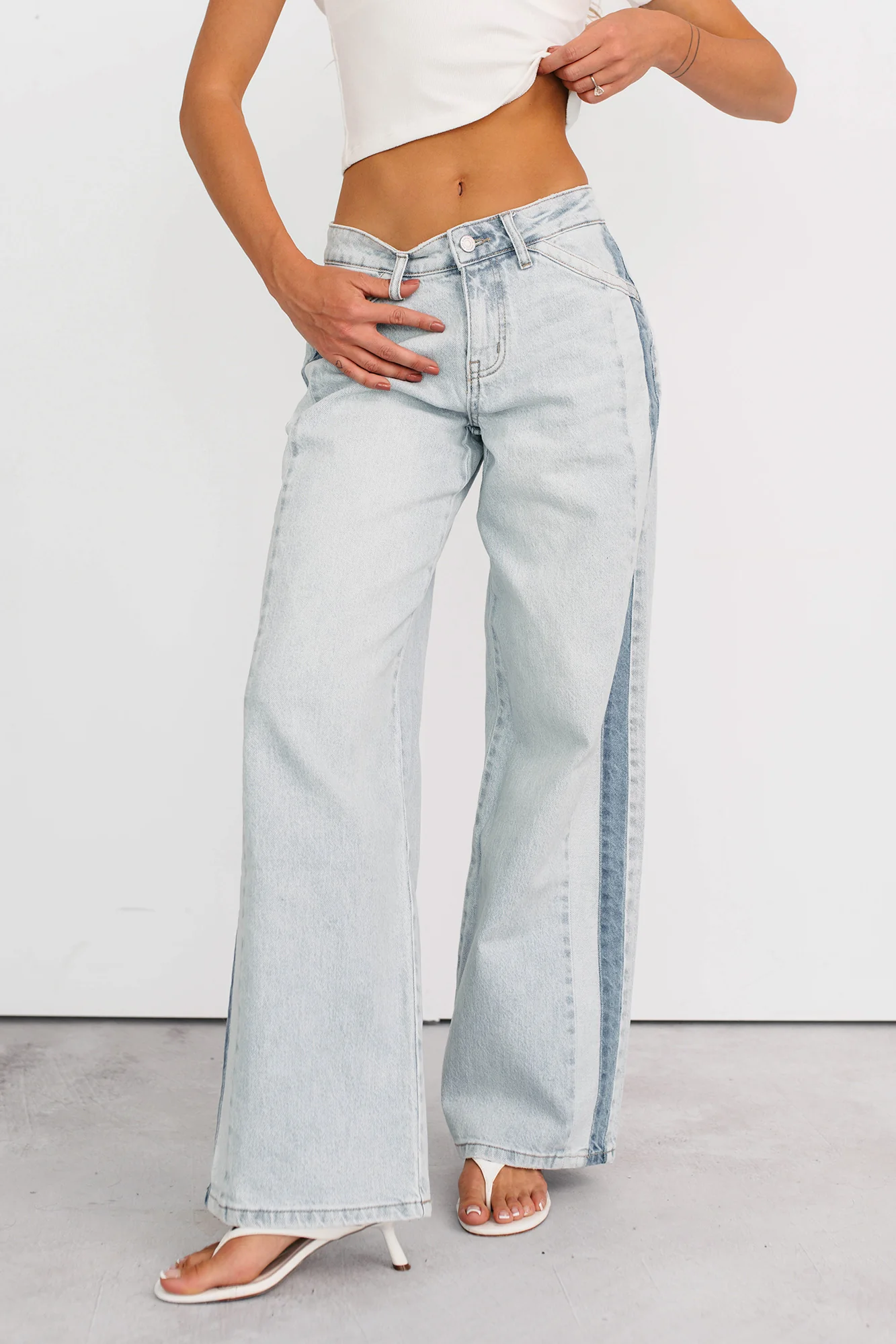 Baylor Wide Leg Contrast Kancan Jeans (Light) - Image 7