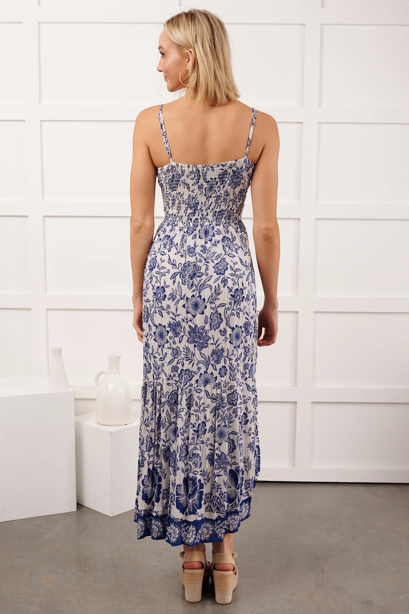 Beach Lullaby Floral Sleeveless Maxi Dress (Ivory/Blue) - Image 5