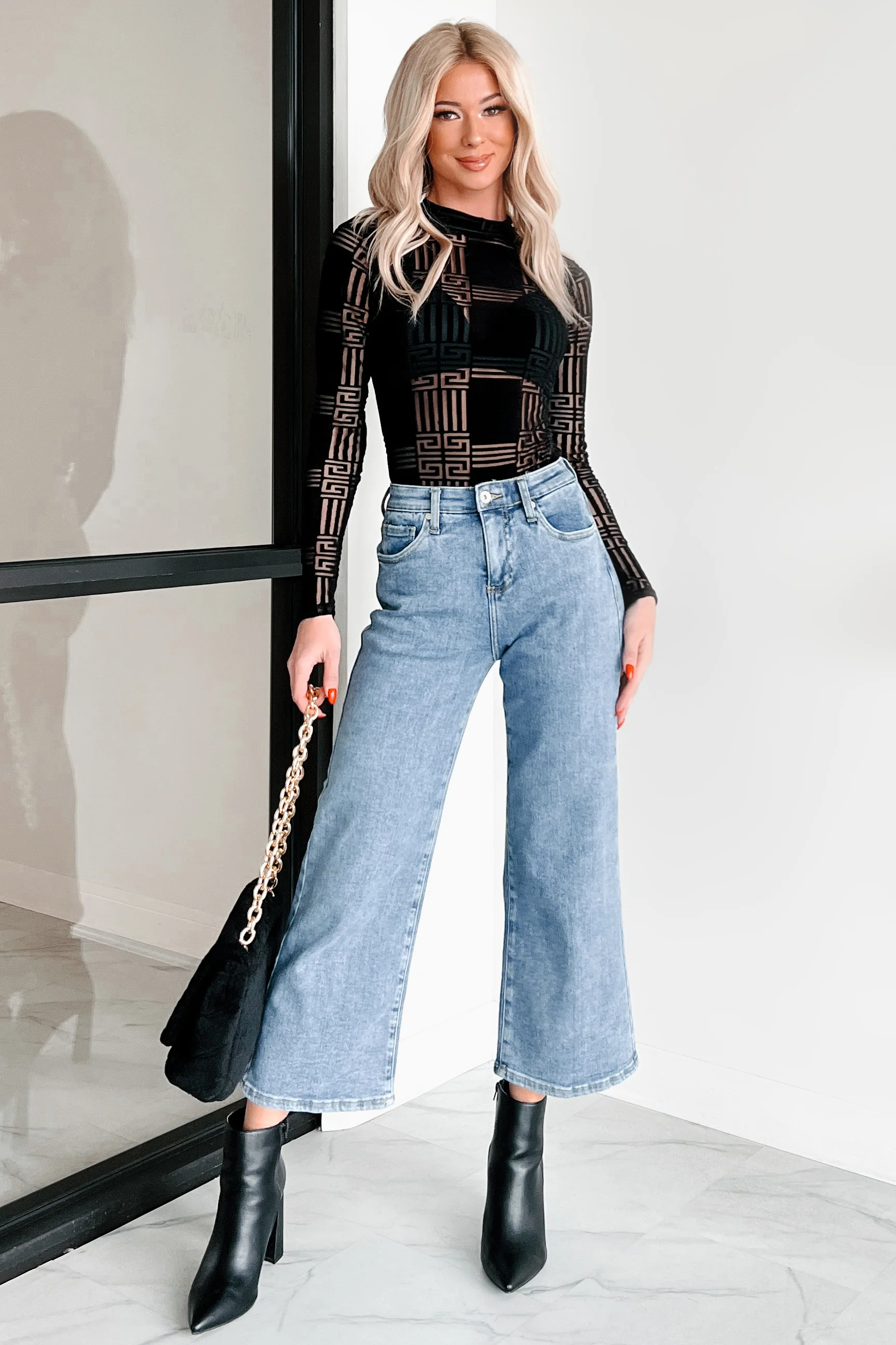Bennie High Rise Tummy Control Special A Wide Crop Jeans (Light) - Image 7