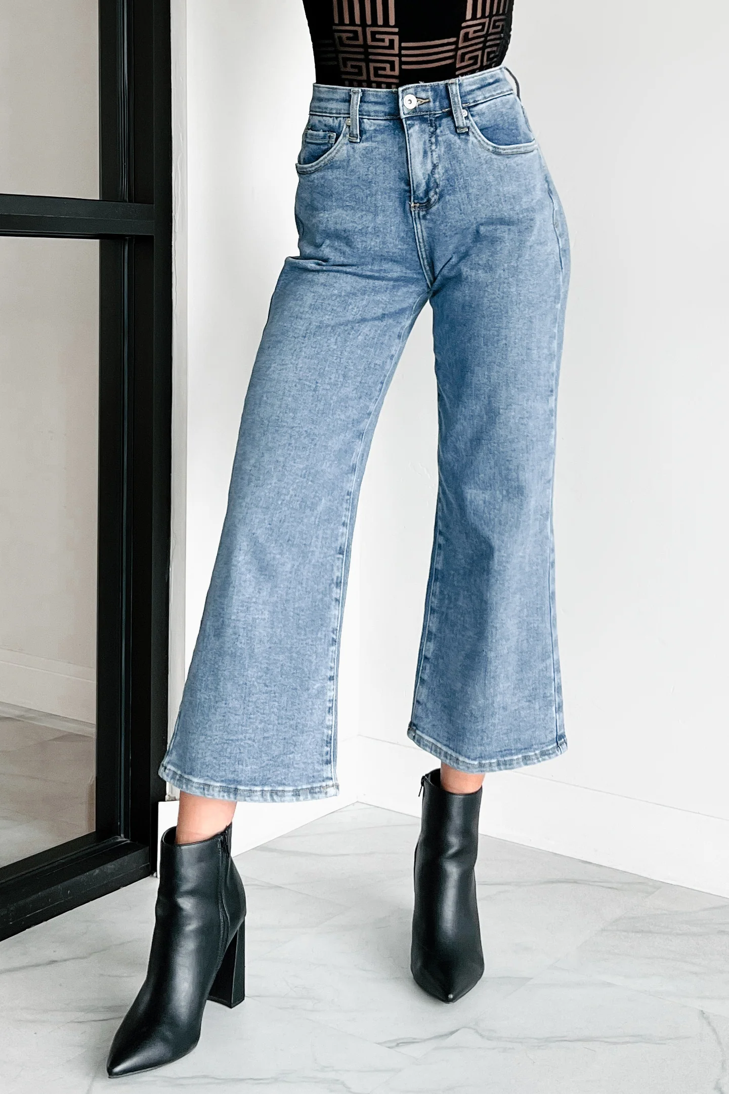 Bennie High Rise Tummy Control Special A Wide Crop Jeans (Light) - Image 9