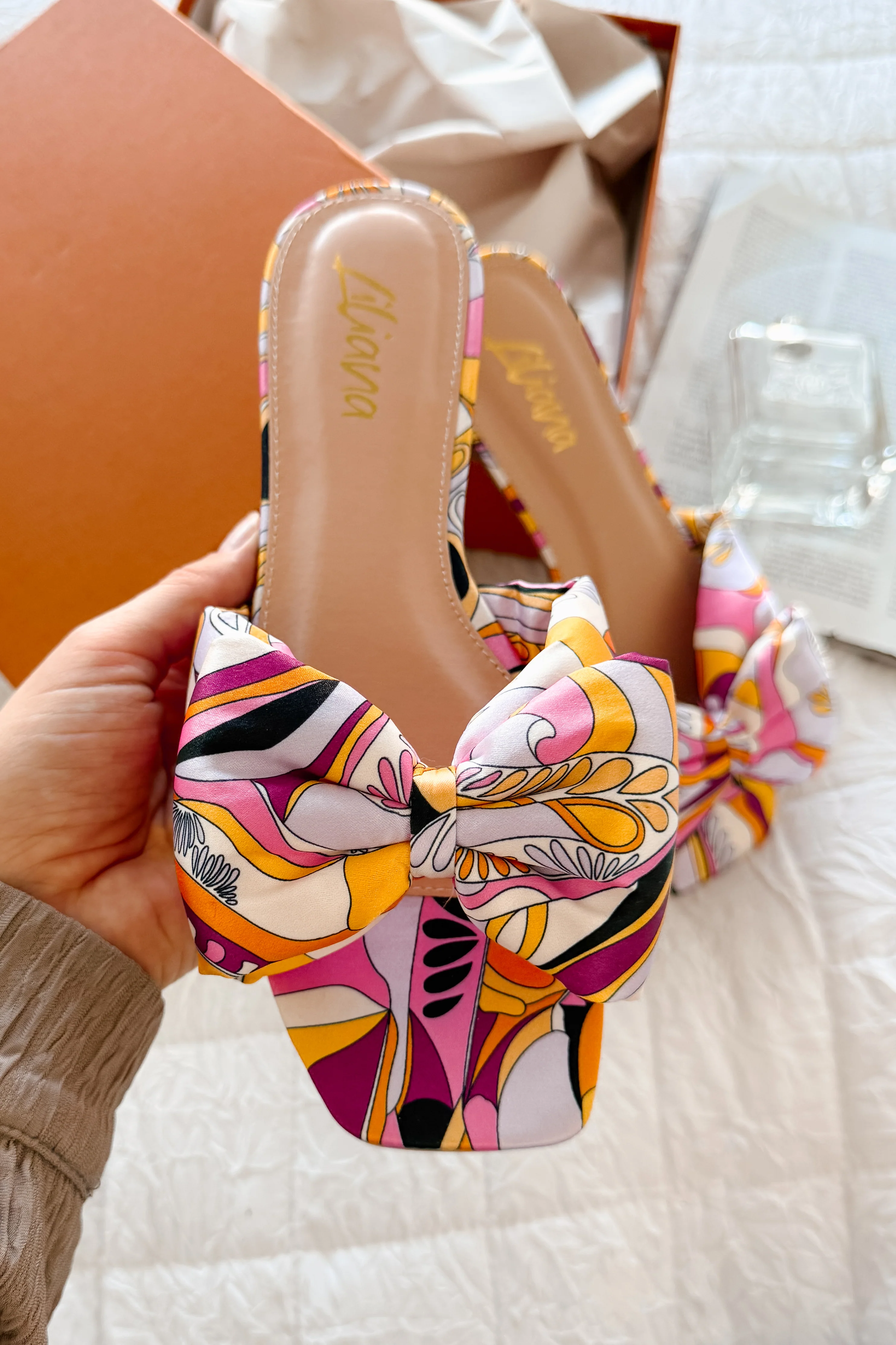 Boardwalk Bliss Square Toe Bowtie Sandals (Fuchsia) - Image 4