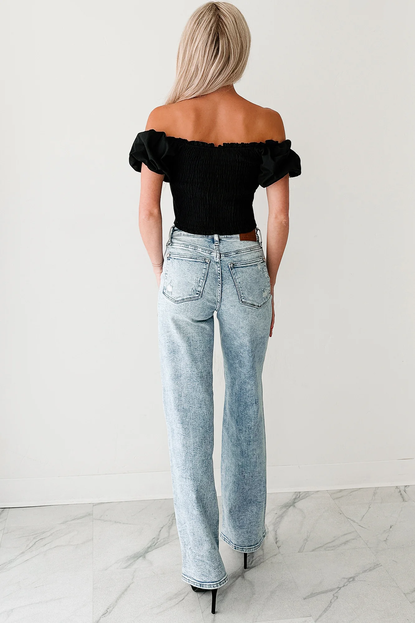 Call Me Cute Puff Sleeve Sweetheart Top (Black) - Image 4