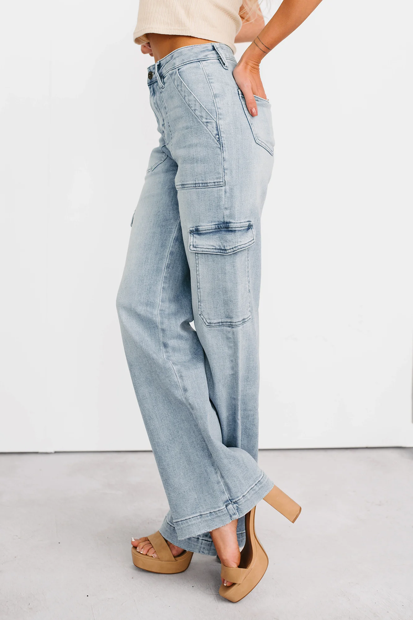 Callum Wide Leg Cargo Mica Denim Jeans (Light) - Image 5
