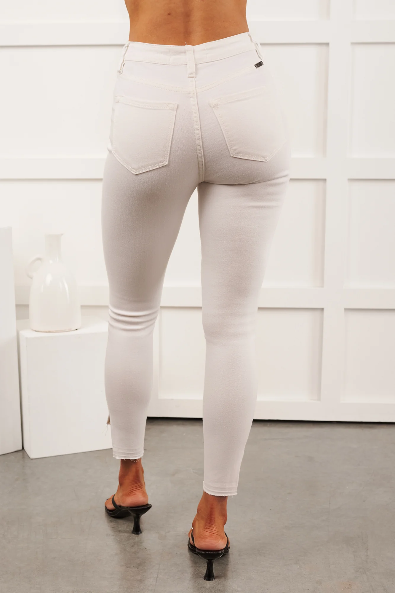 Chenoa High Rise Cropped KanCan Skinny Jeans (White) - Image 8