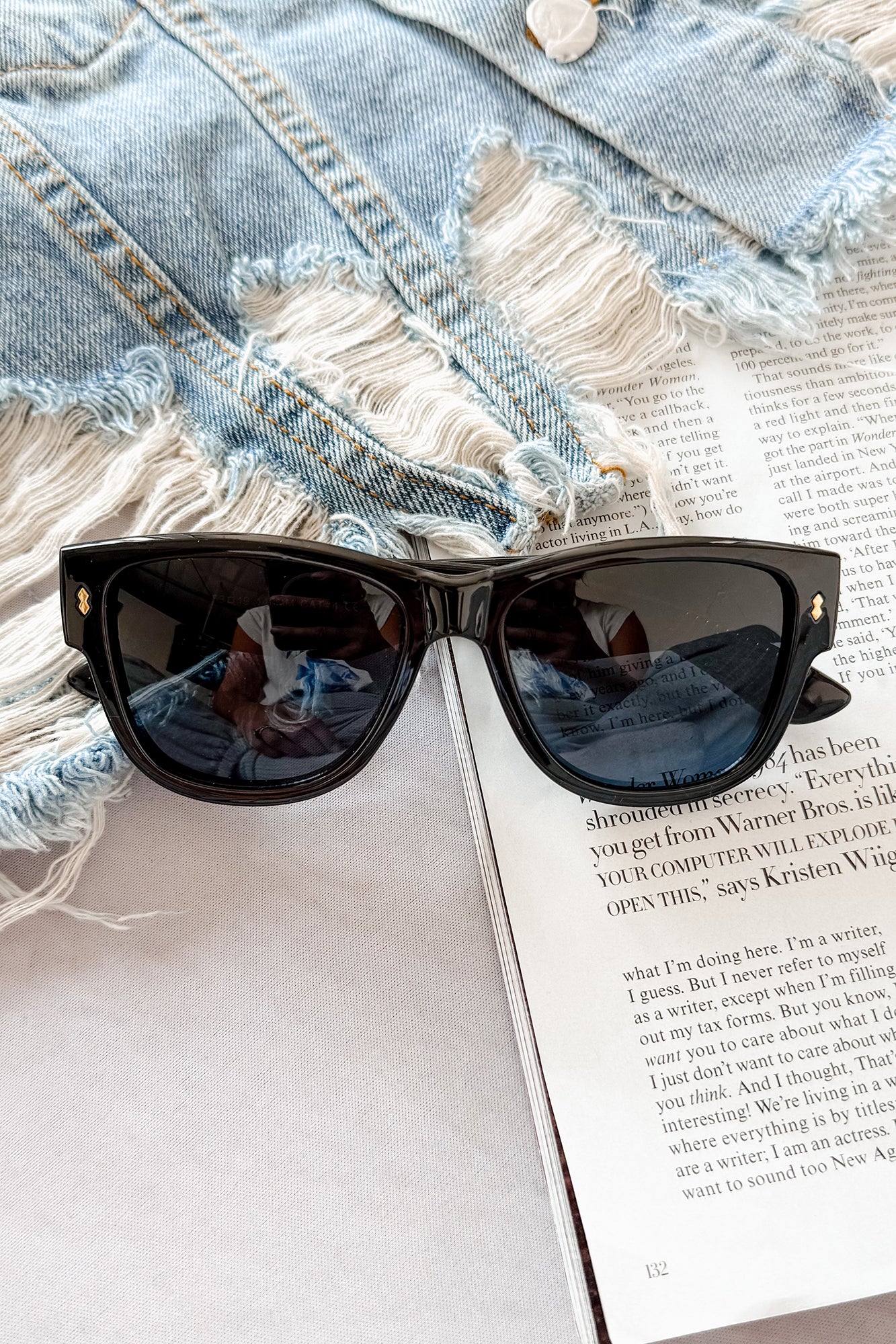City Sleek Square Frame Sunglasses (Multiple Color Options) - Image 2