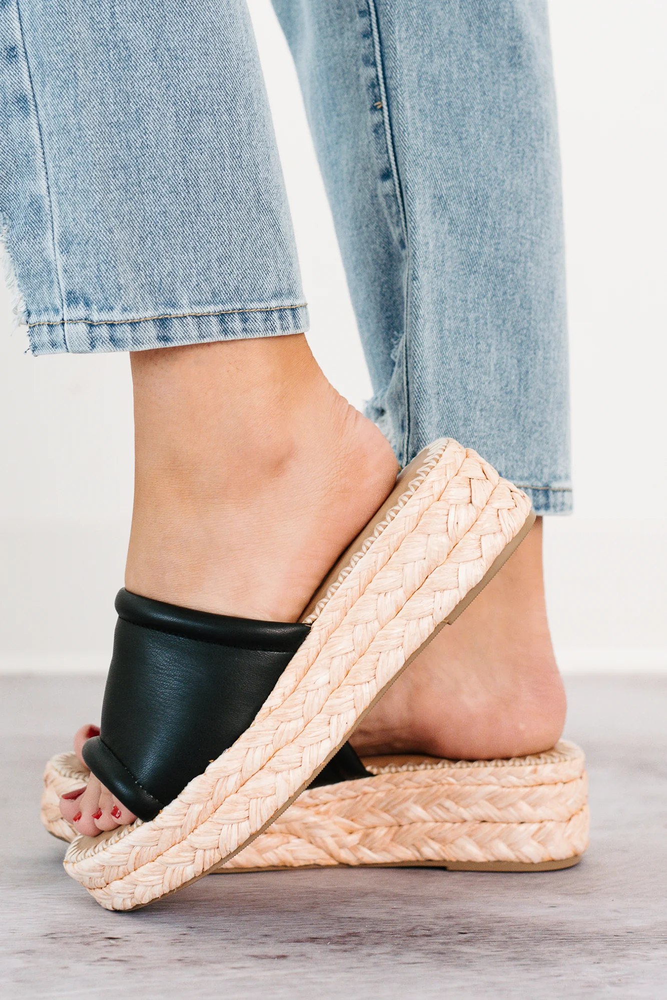 Cocktail Energy Platform Sandals (Black) - Image 3