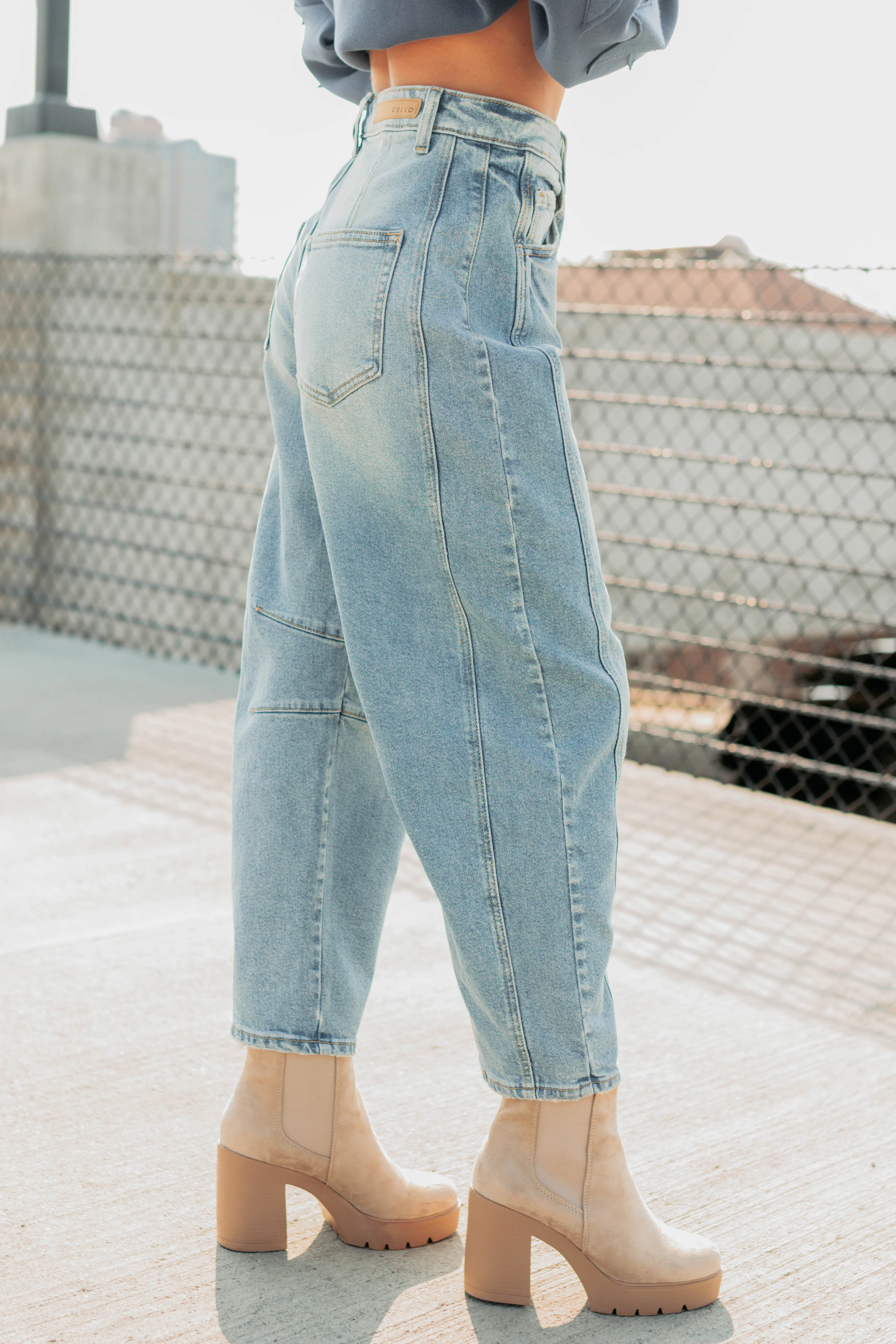 Colette Mid Rise Barrel Cello Jeans (Vintage Medium) - Image 7