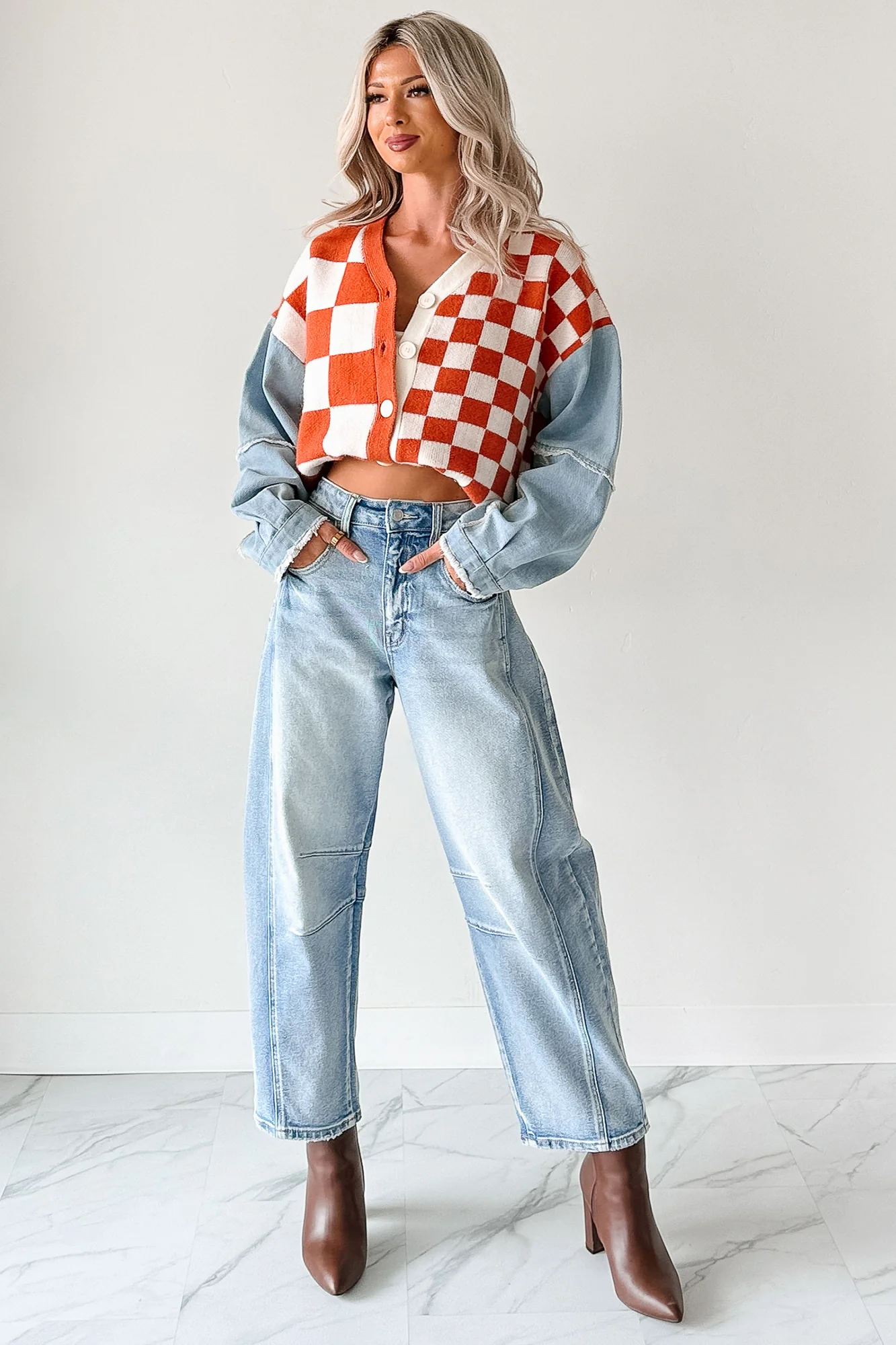 Colette Mid Rise Barrel Cello Jeans (Light) - Image 4