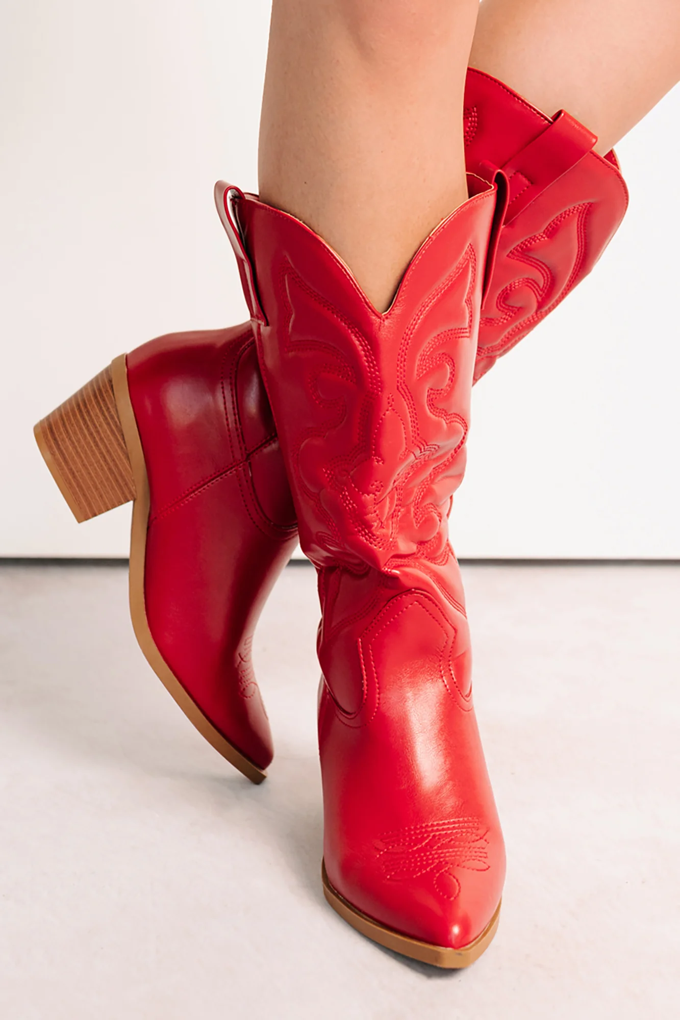 Cowgirl Glow Pointed Toe Western Boots (Red) - Image 3
