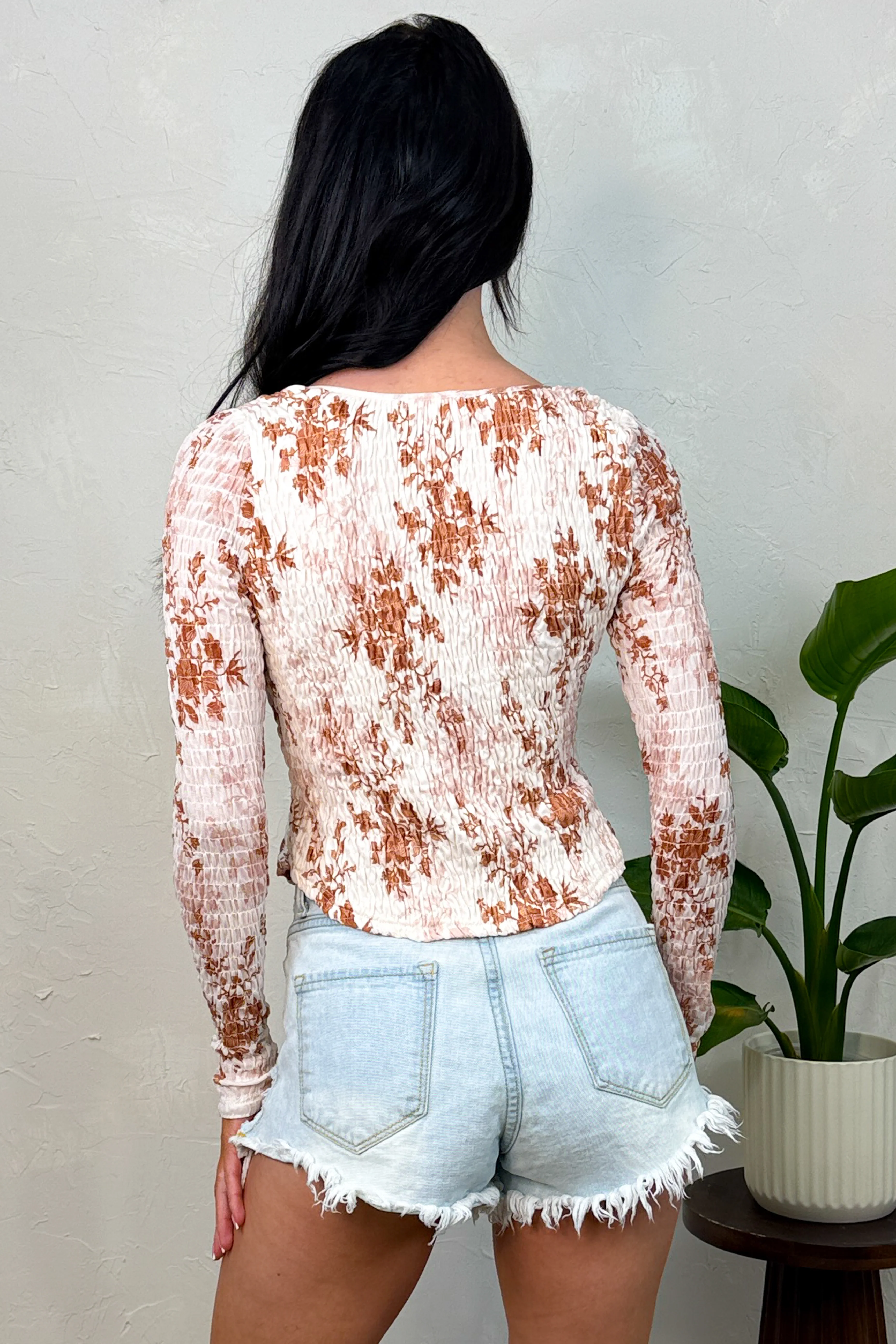 Darling Behavior Floral Long Sleeve Smocked Crop Top (Cream) - Image 6