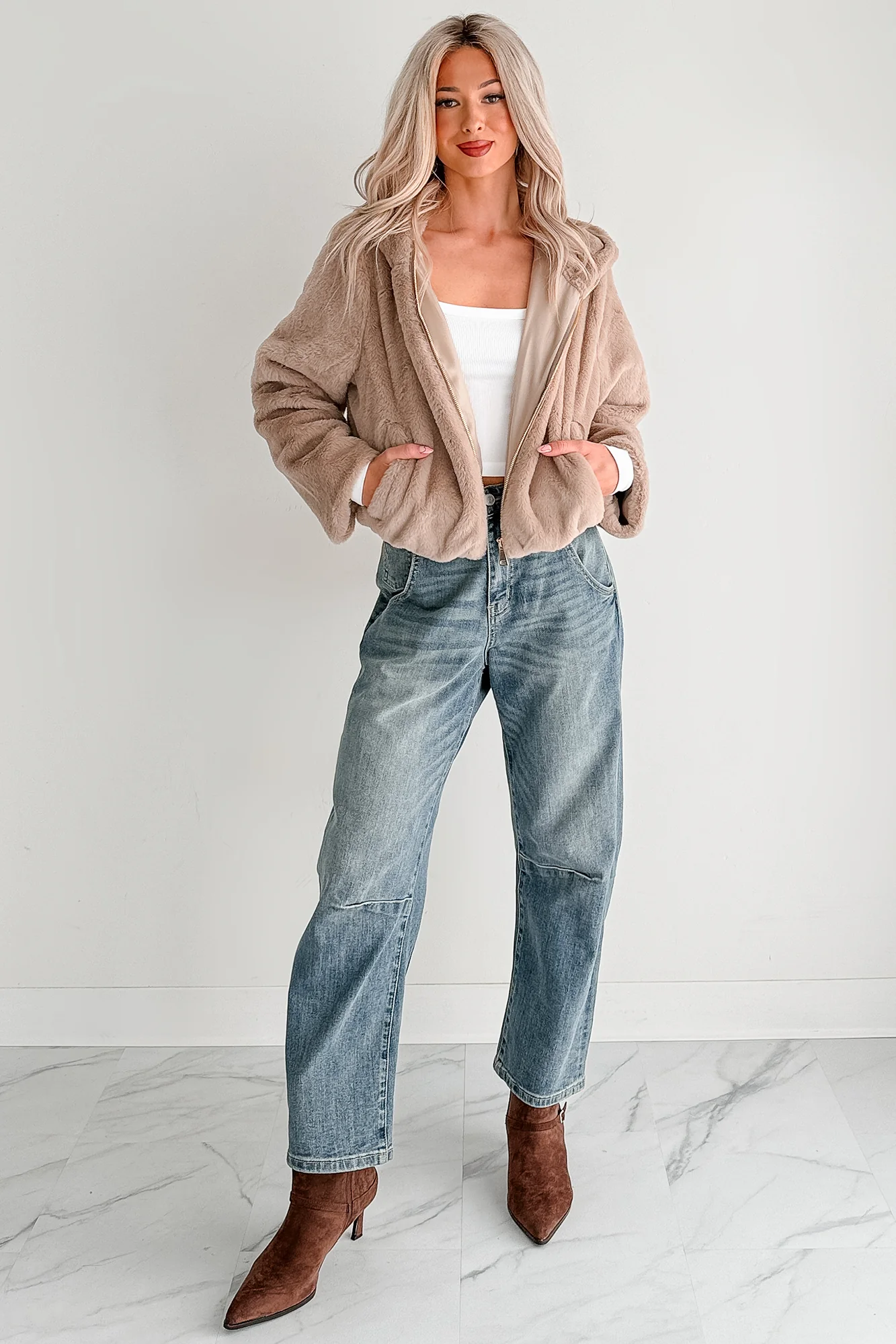 Daydream Girl Faux Fur Hooded Crop Jacket (Coco) - Image 2