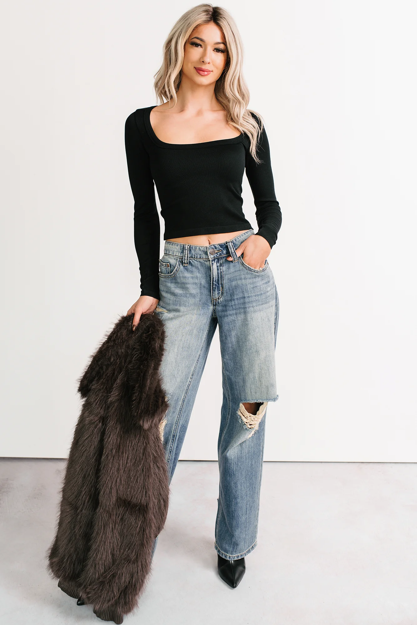 Easy Attitude Scoop Neck Ribbed Crop Top (Black) - Image 6
