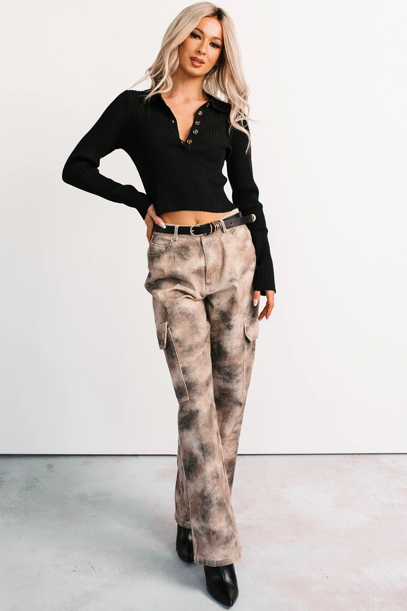 Edgy Attitude Smokey Print Cargo Jeans (Taupe Grey) - Image 12