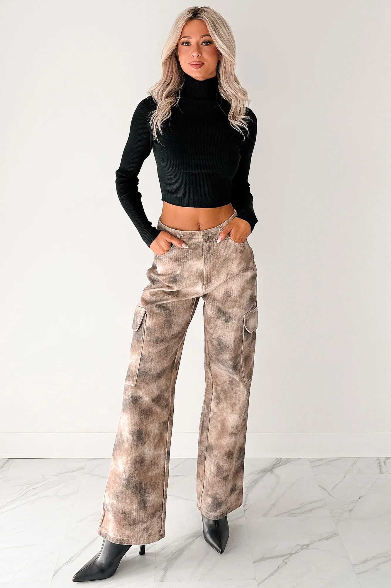 Edgy Attitude Smokey Print Cargo Jeans (Taupe Grey) - Image 6