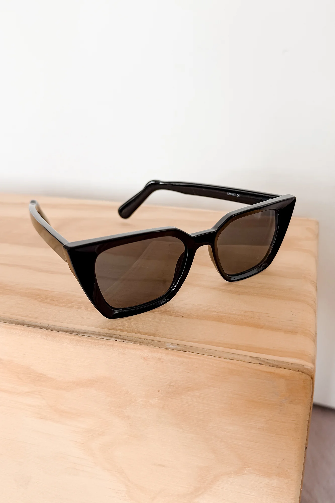 Errand Chic Squared Cat Eye Sunglasses (Multiple Color Options) - Image 14