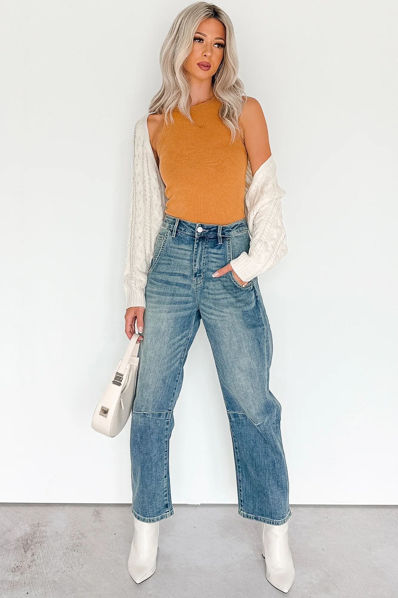 Everyday Escape Signature 8 Ribbed Tank Top (Camel) - Image 12