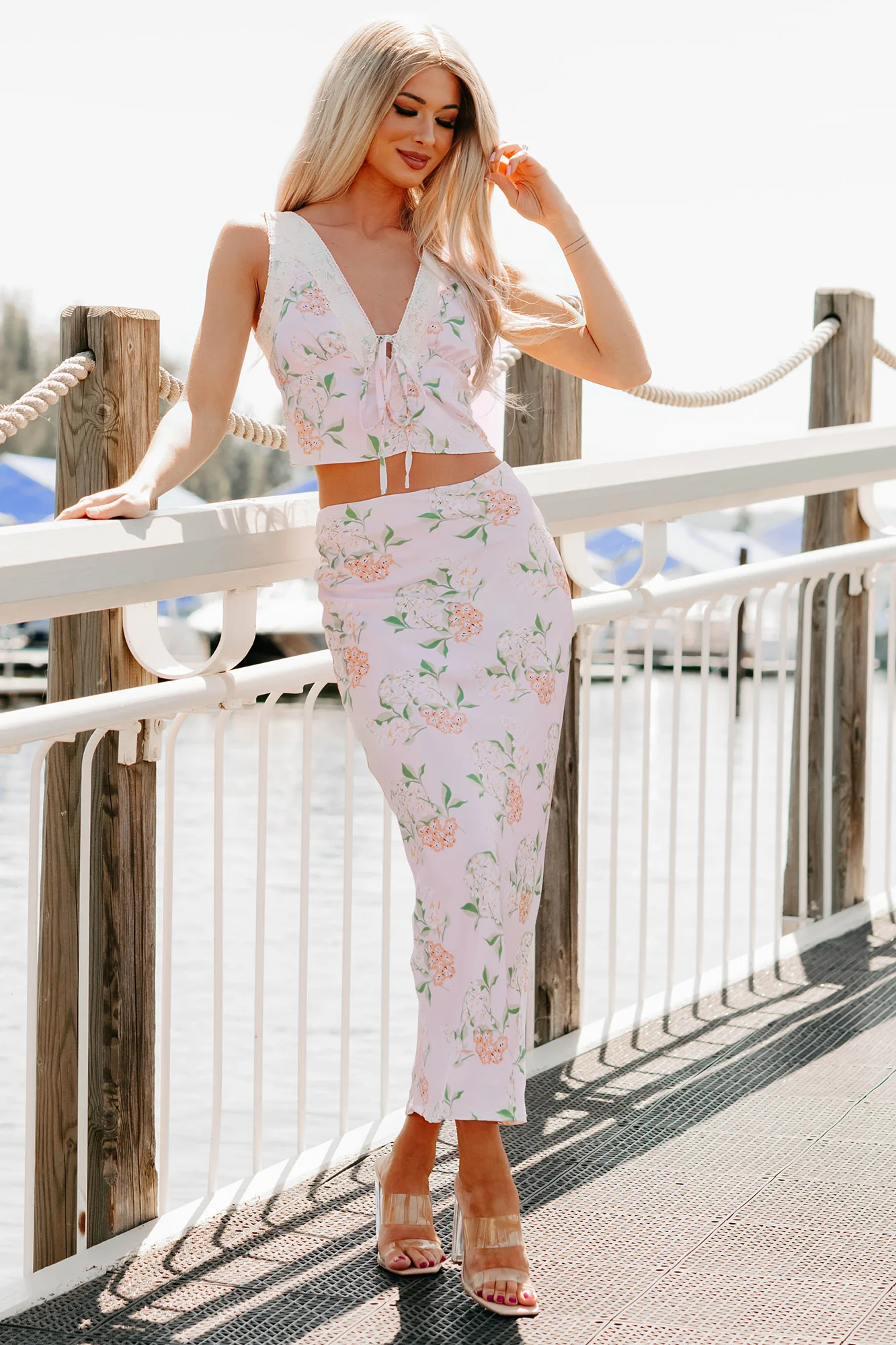 Floral Fantasy Satin Floral Tank Top (Baby Pink) - Image 3