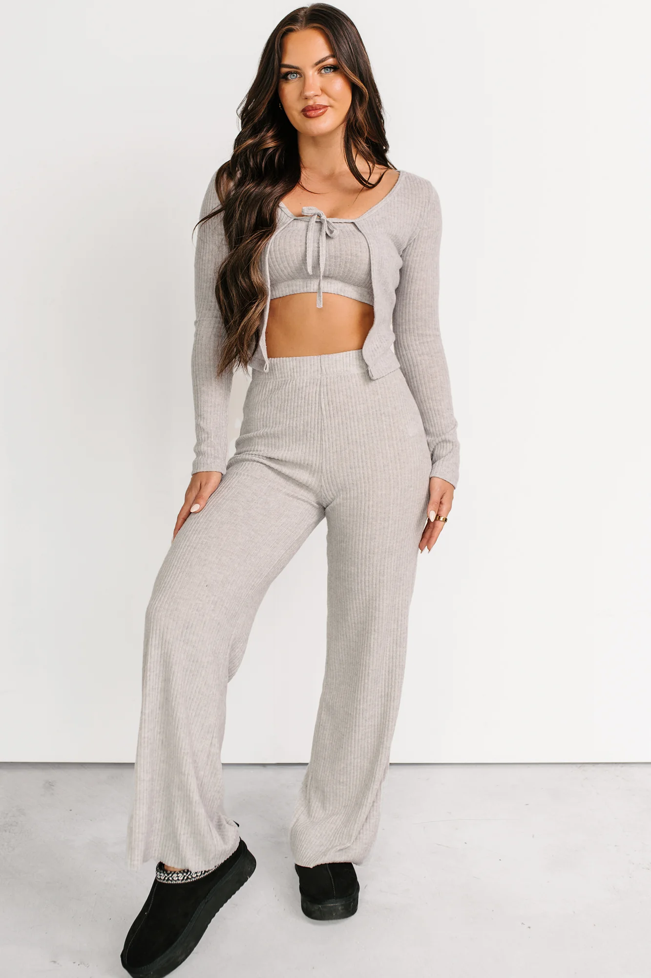 Friendly Reminder Three Piece Lounge Set (Grey) - Image 2