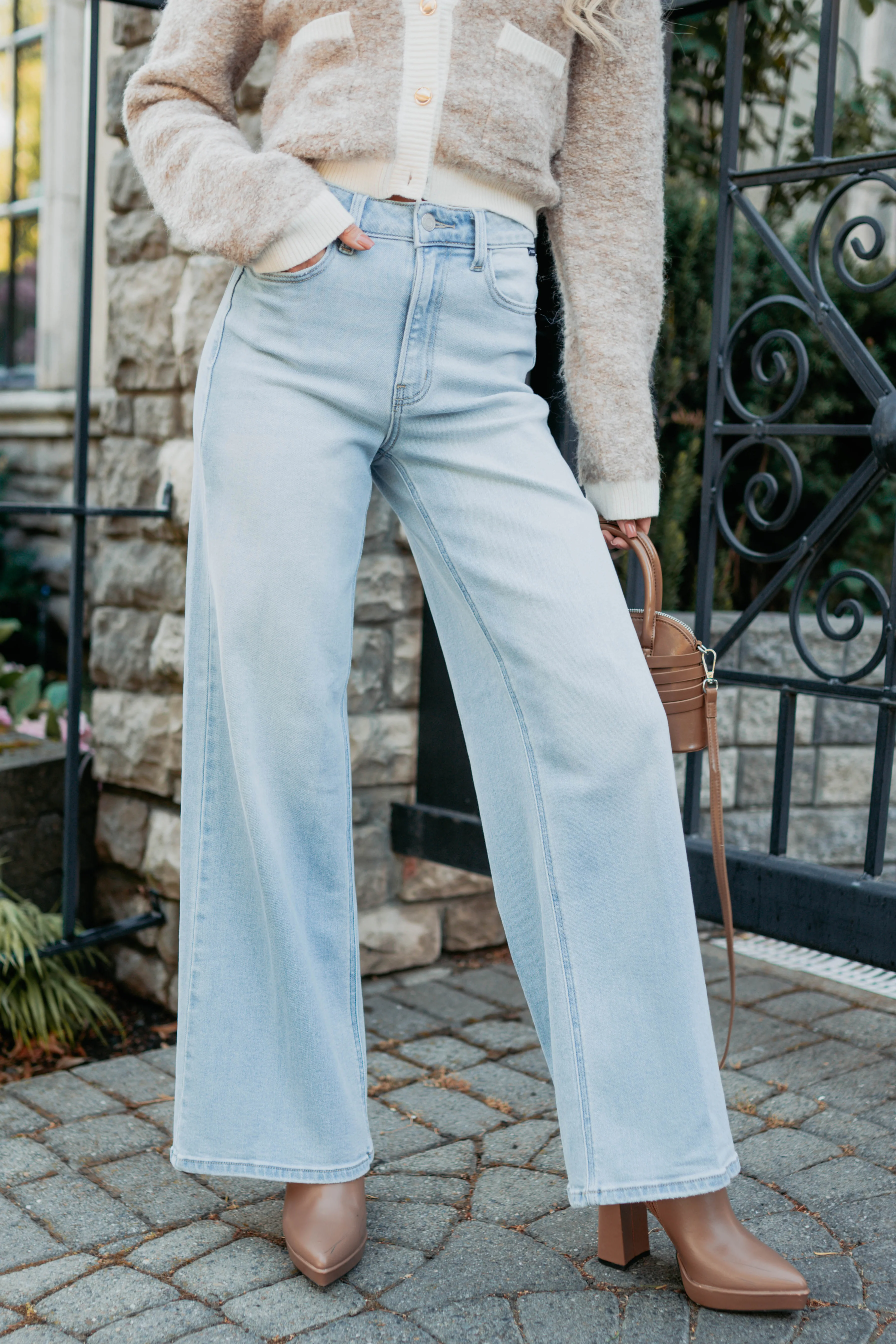 Geneva High Rise Wide Leg Cello Jeans (Light) - Image 3