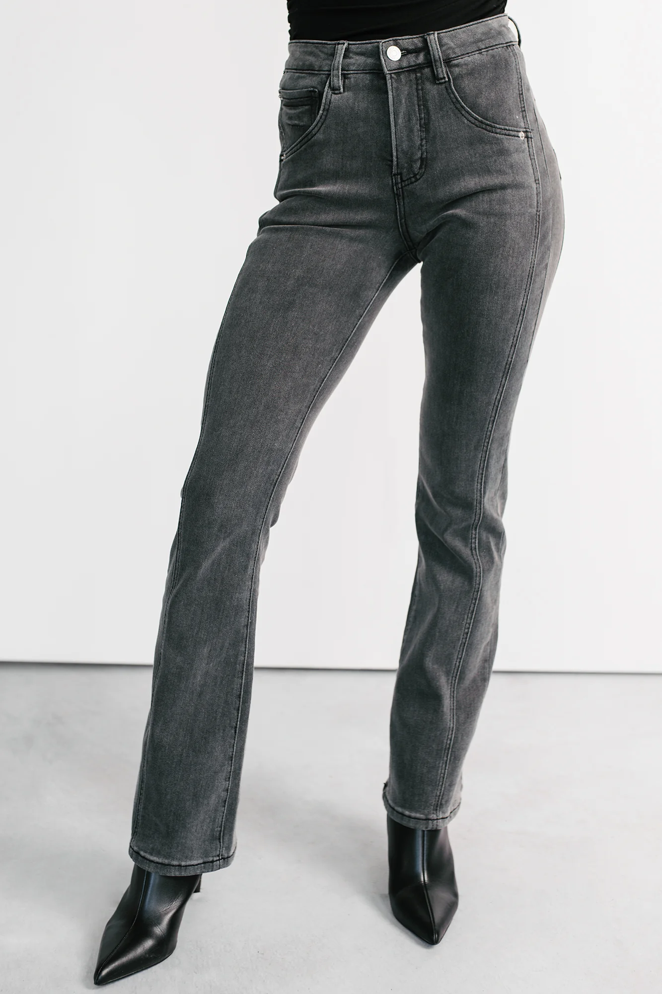 Gentry High Rise Bootcut Mica Denim Jeans (Black)