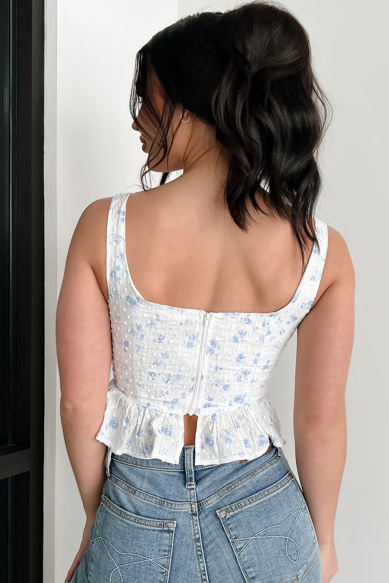 Grace In Every Step Sleeveless Floral Crop Top (White/Blue) - Image 3