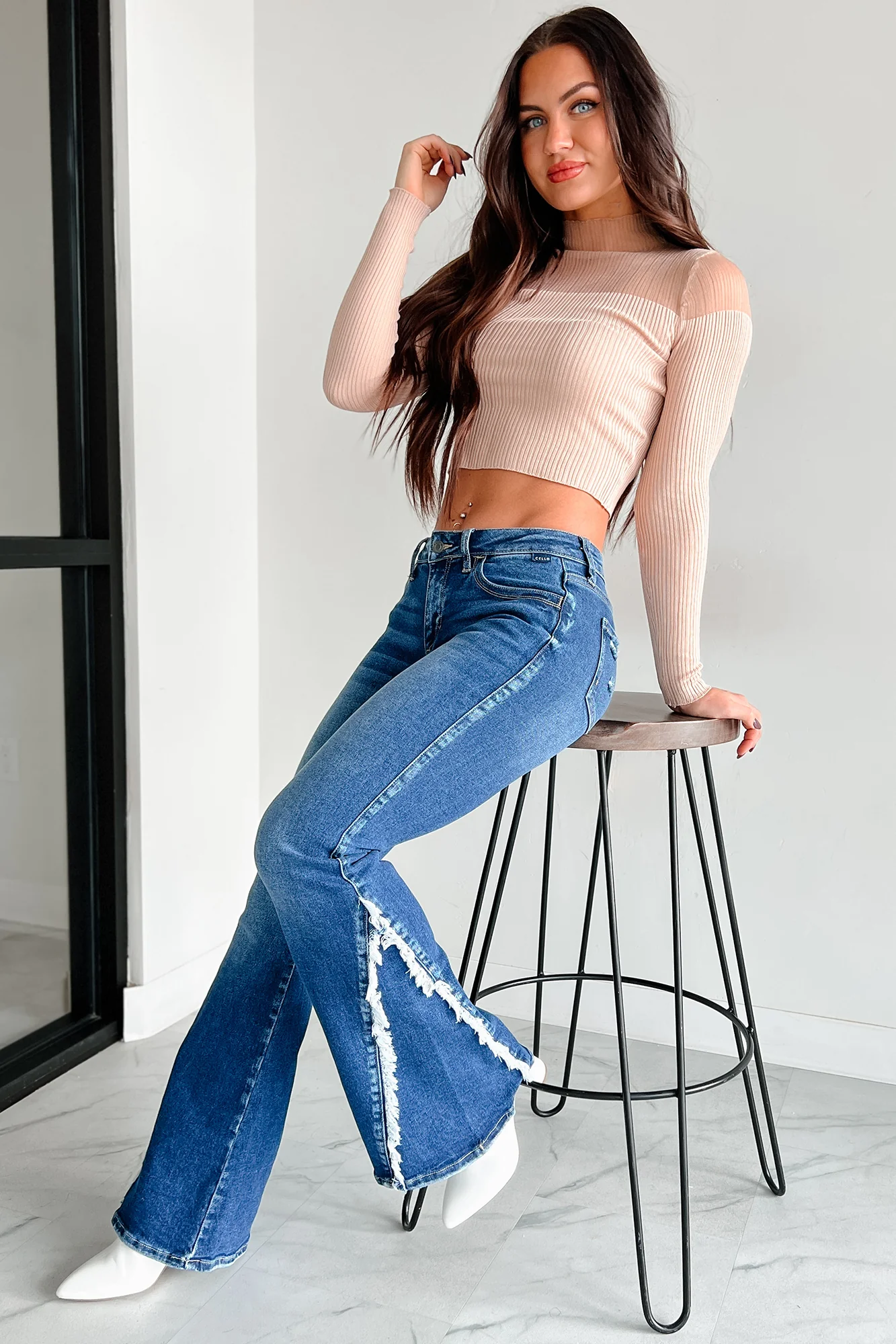 Grissom Mid Rise Frayed Cello Flare Jeans (Medium) - Image 10