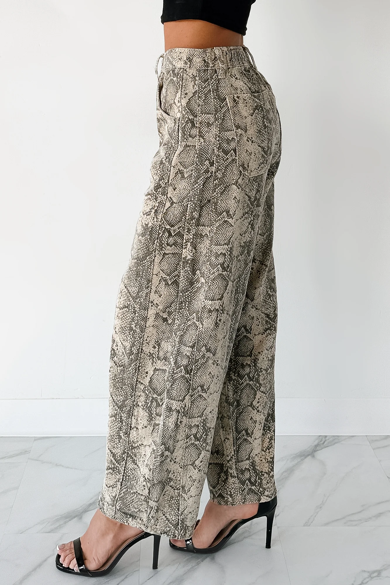 Hale Barrel Leg Very J Animal Print Jeans (Beige Snake) - Image 4