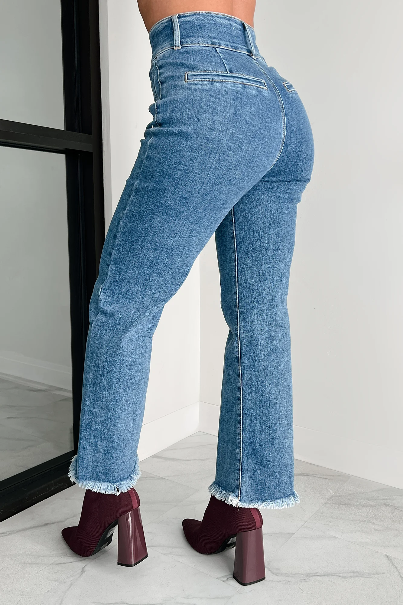 Harris High Rise Special A Frayed Hem Straight Leg Jeans (Medium) - Image 8
