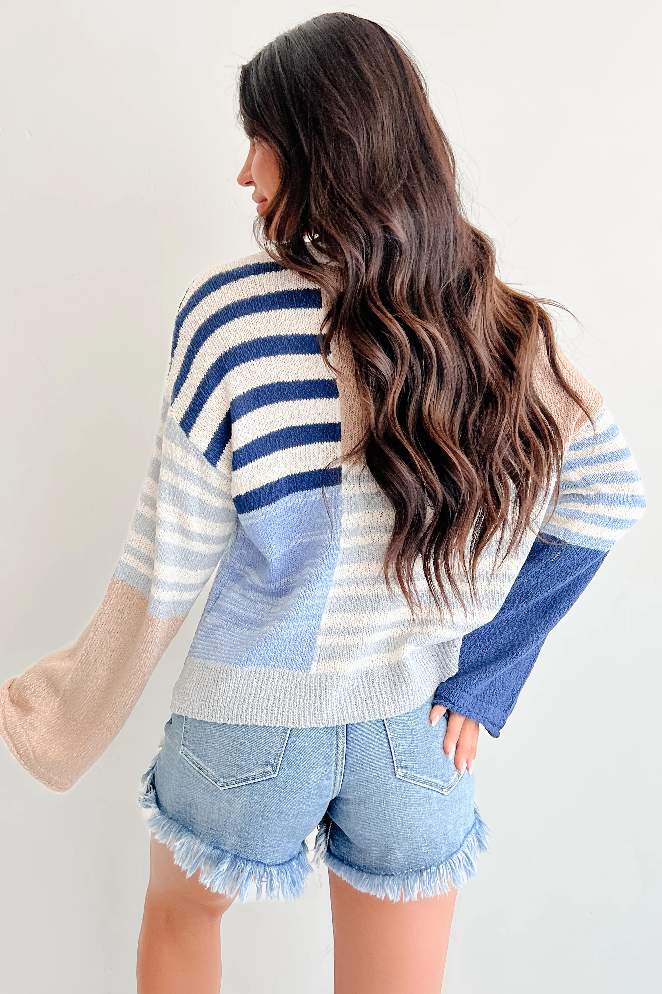 Homebody Era Colorblock Sweater Top (Blue) - Image 3