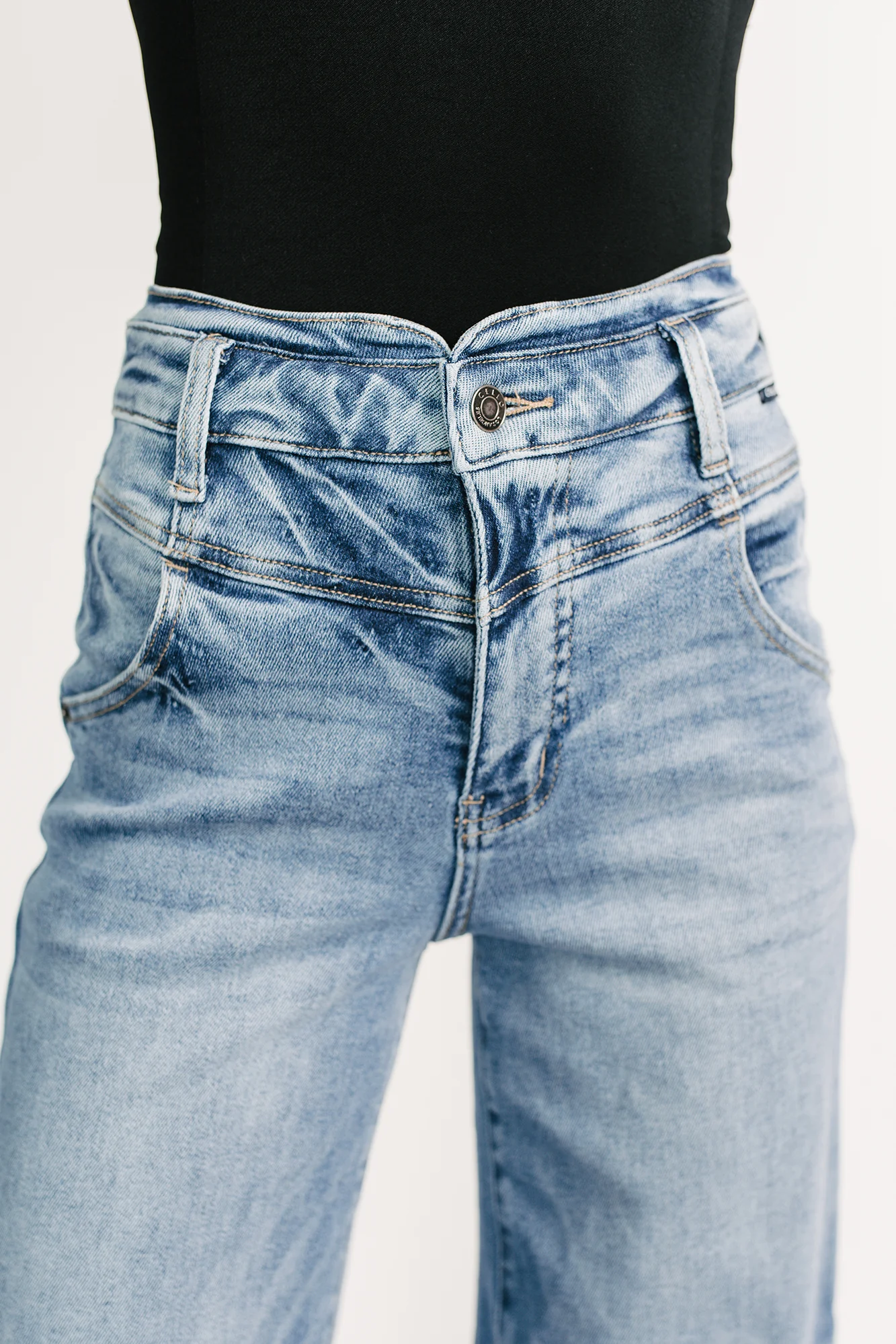 Kelvin Double Waist Wide Leg Cello Jeans (Medium) - Image 6