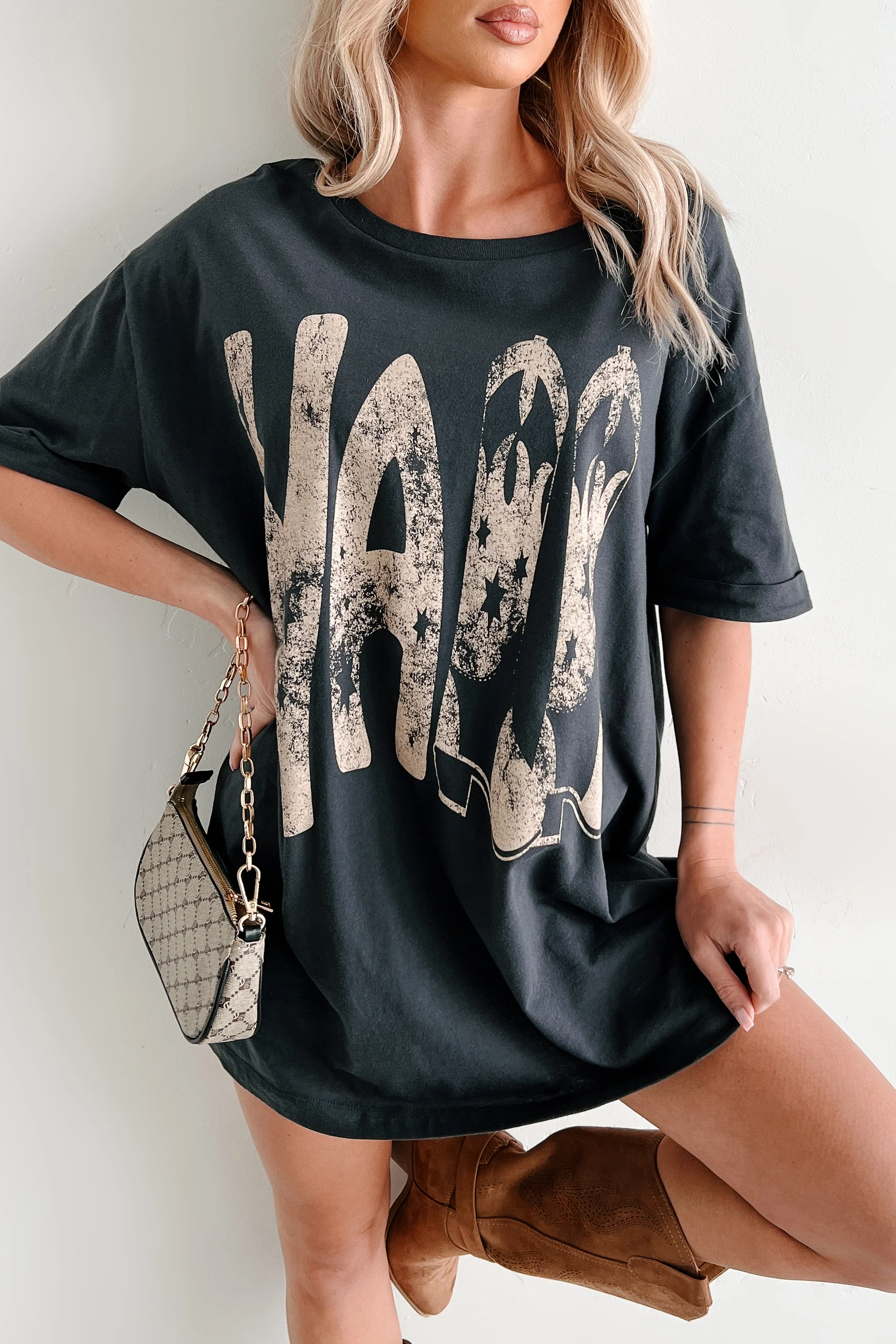 Kickin' It, Y'all Cowgirl Boot Graphic T-Shirt (Charcoal)