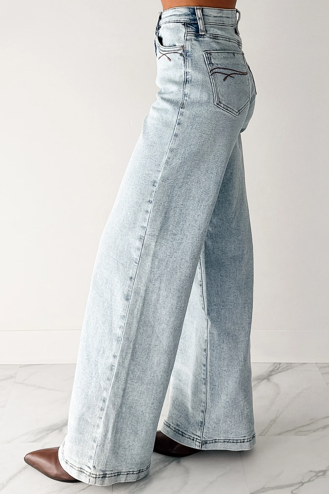 Ledger Tummy Control Wide Leg Saige Denim Jeans (Medium) - Image 5