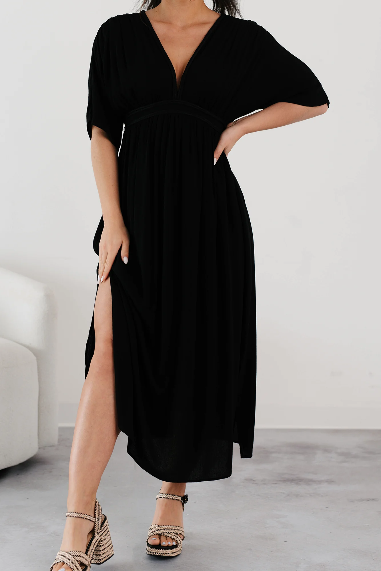 Loose and Free V Neck Maxi Dress (Black) - Image 2