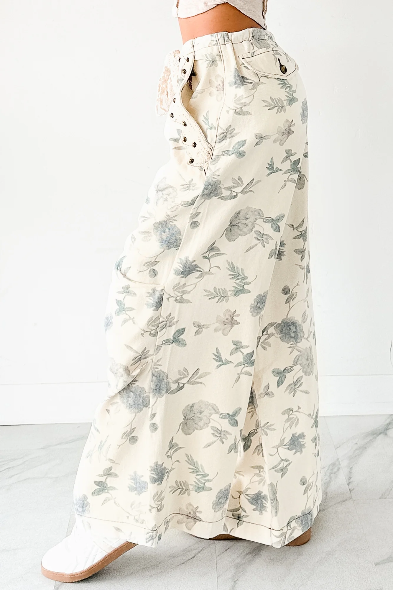 Lorelei Wide Leg Floral POL Jeans (Cream/Floral) - Image 8