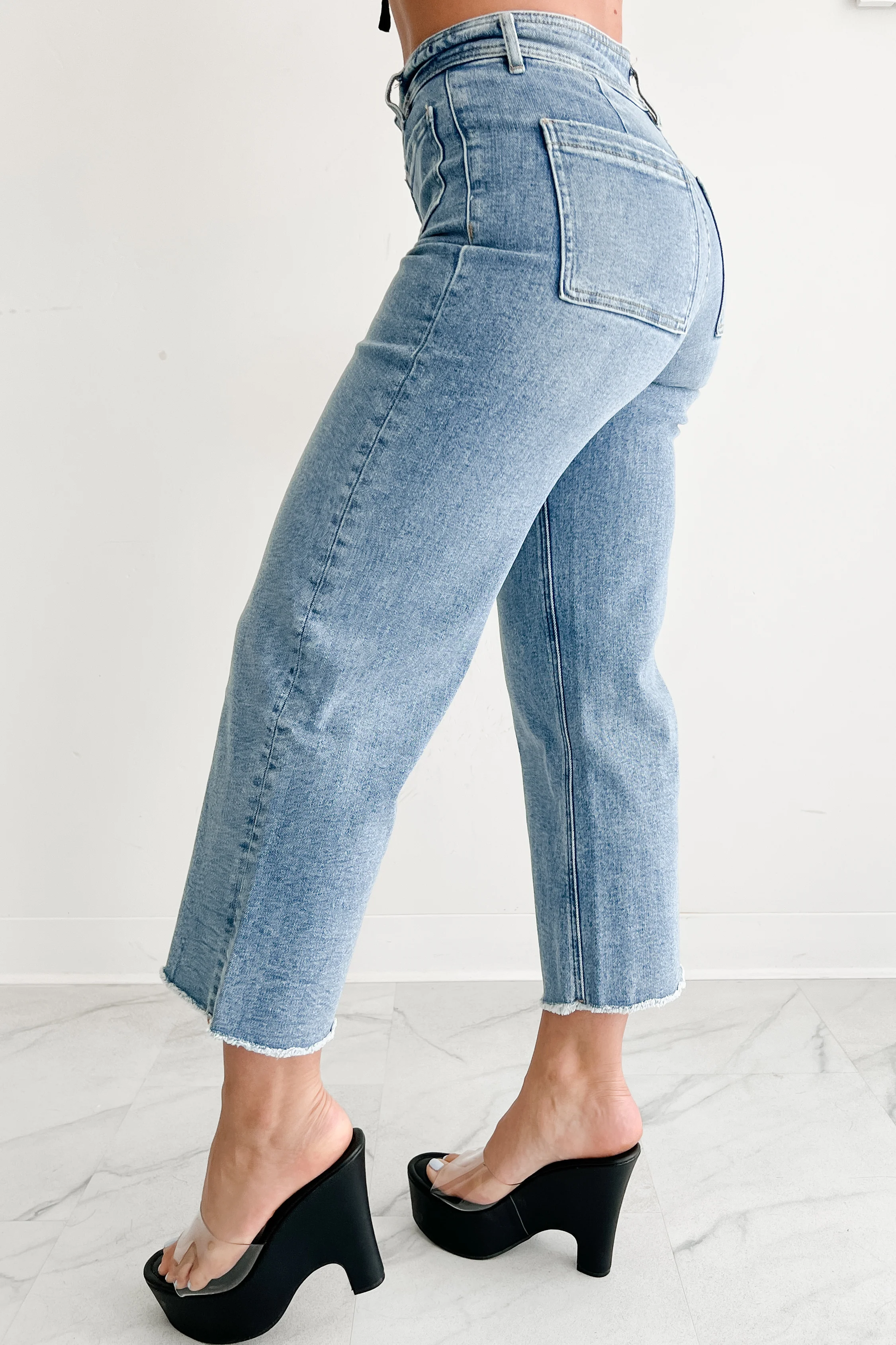 Louisa Wide Cropped Mica Denim Jeans (Light Wash) - Image 12