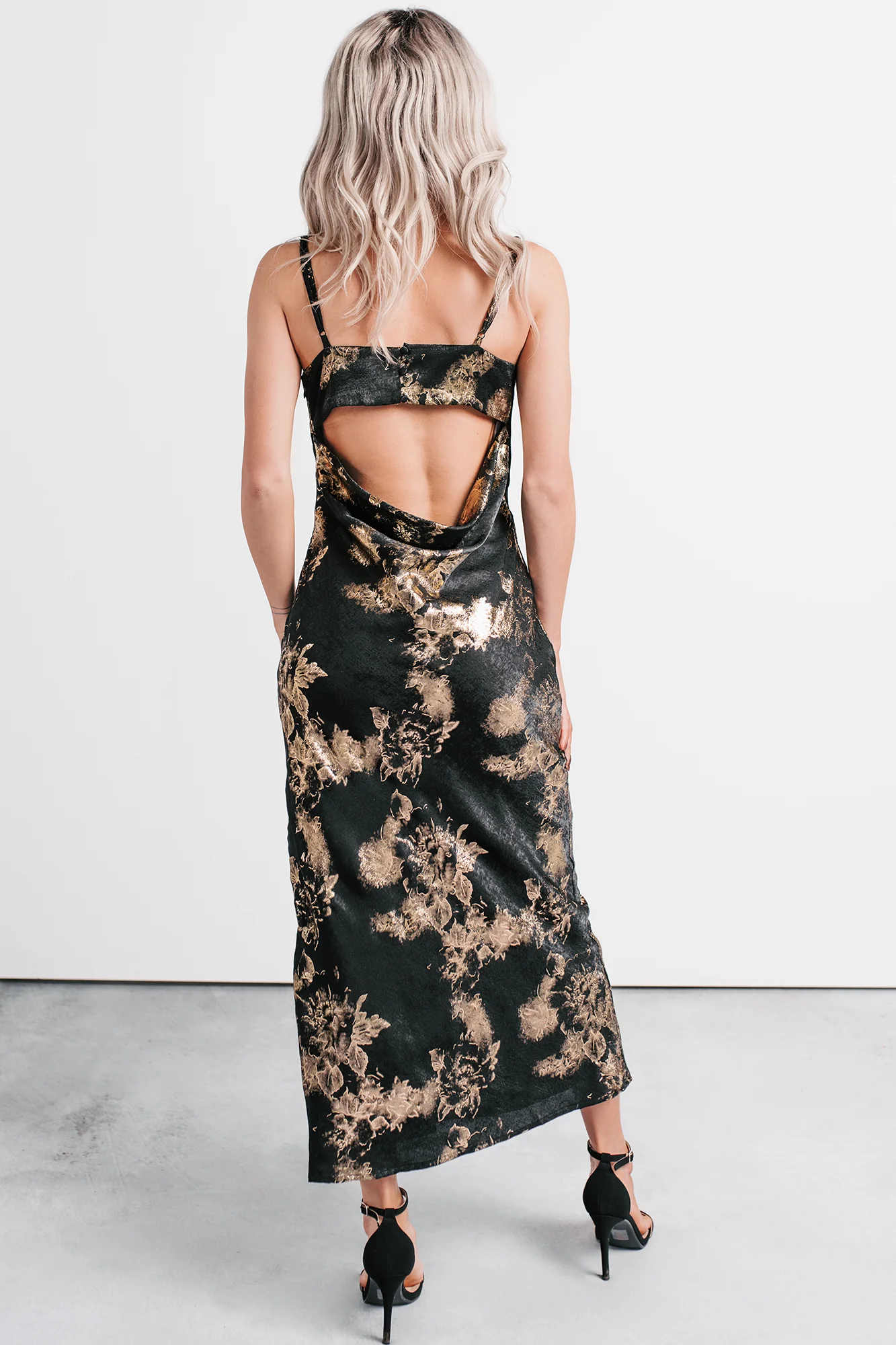 Love Bomb Cutout Back Floral Maxi Dress (Black/Gold) - Image 8