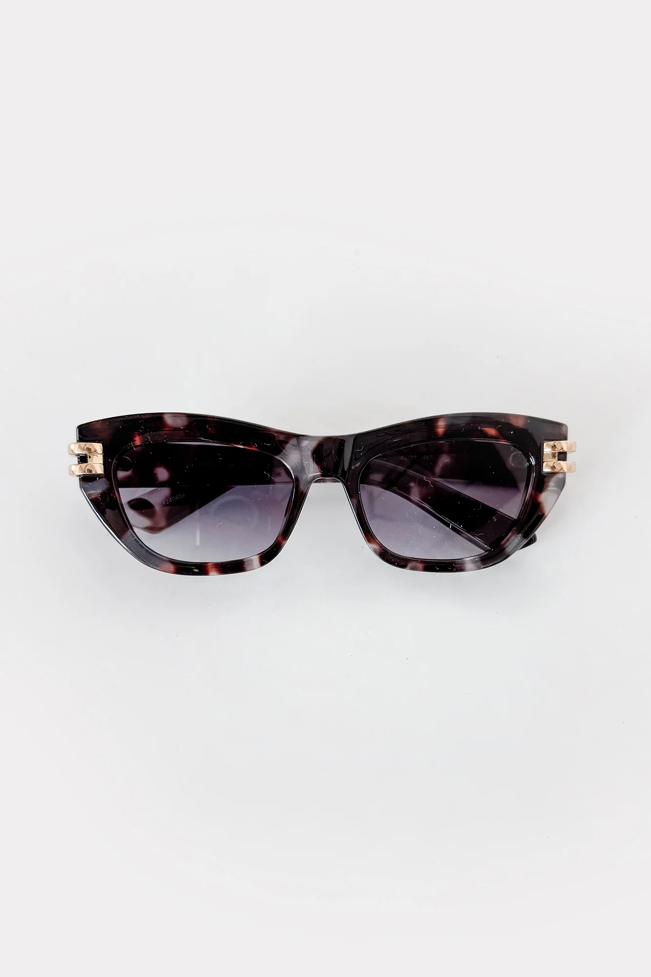 Make Way Thick Frame Cat Eye Sunglasses (Multiple Color Options) - Image 4