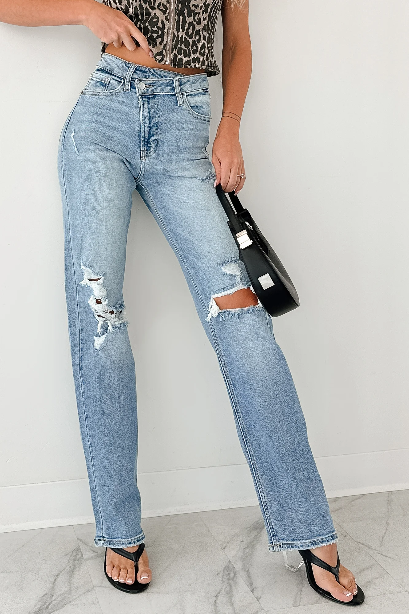 Malachi High Rise Distressed Cello Dad Jeans (Light) - Image 10