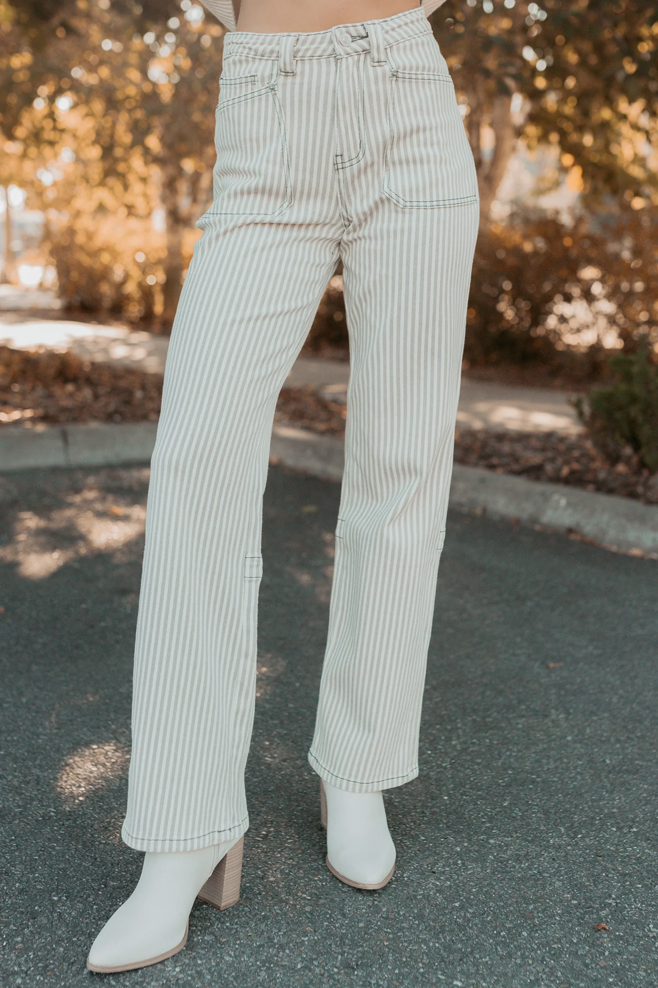 Marcus Straight Leg Striped Mica Denim Jeans (Grey Dawn) - Image 5