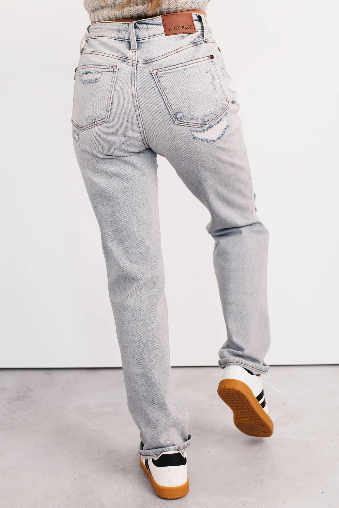 Meadow Mid Rise Judy Blue Boyfriend Jeans (Light) - Image 5