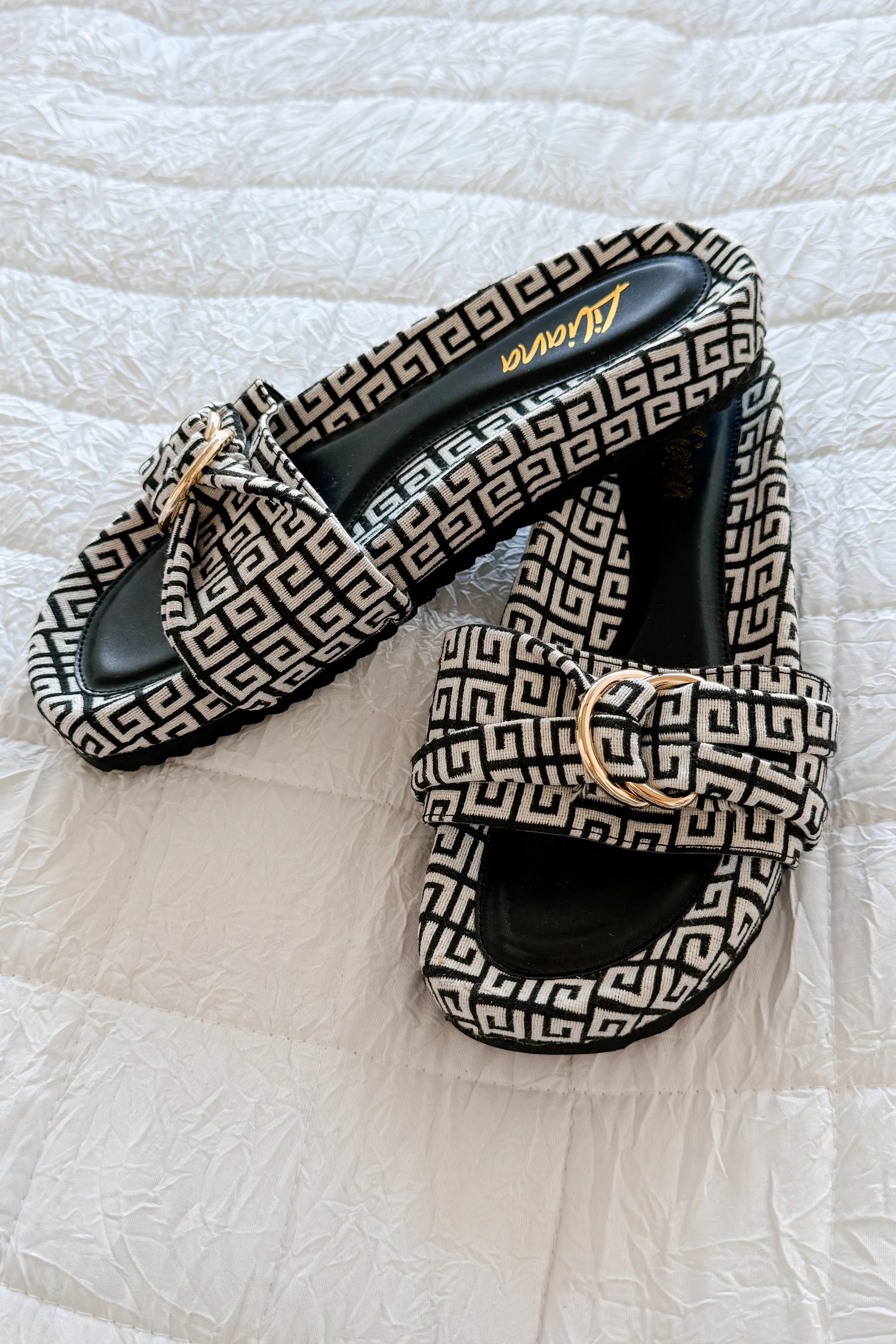 Meandering The Boardwalk Slip On Sandals (Black/White) - Image 5