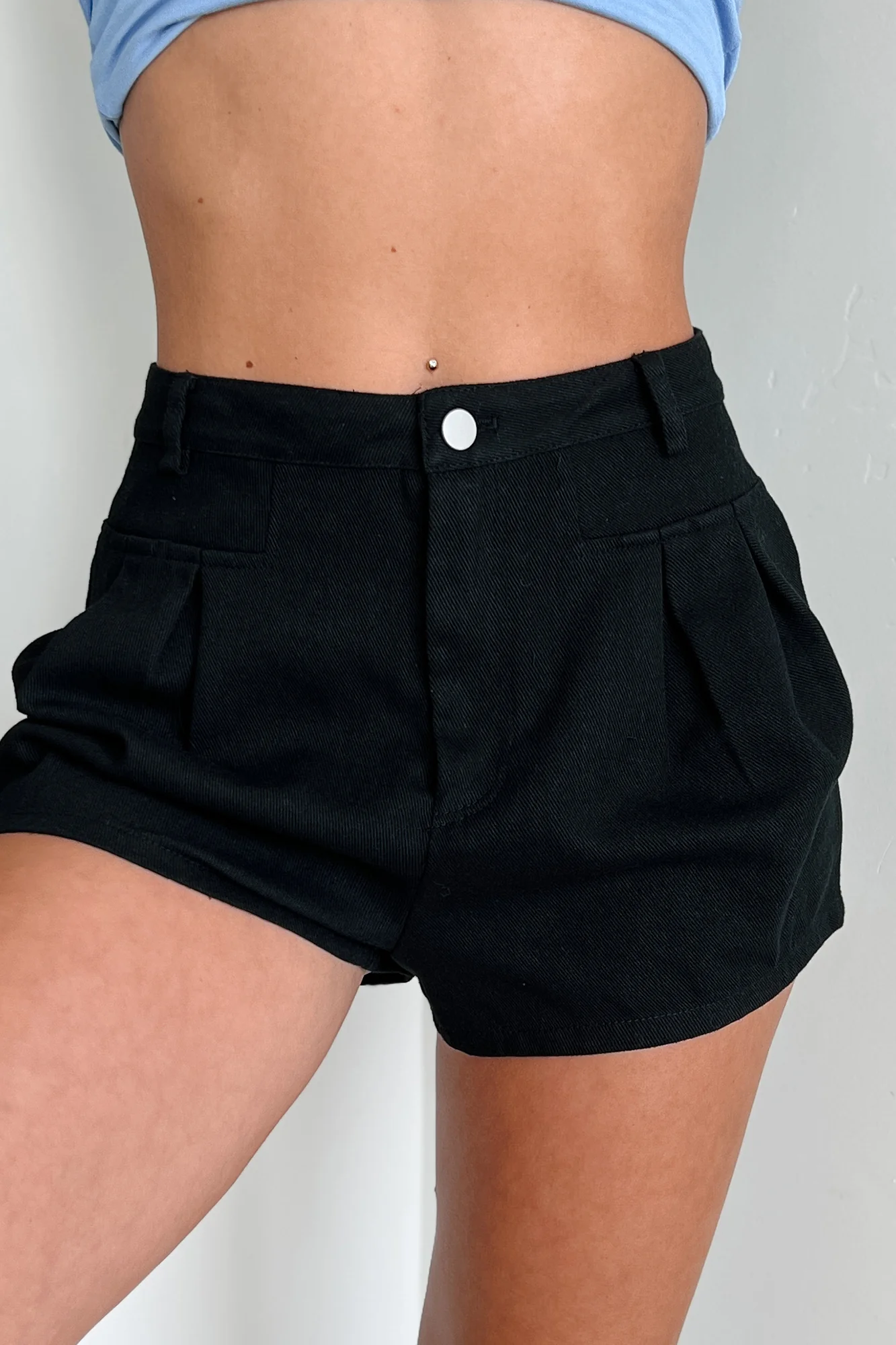 No One To Blame Pleated Denim Shorts (Black) - Image 3